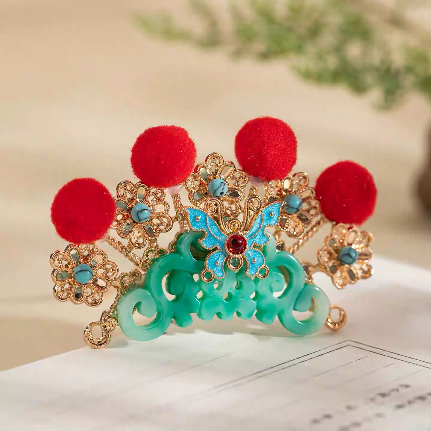 Red Pom-pom & Jade Pendant Top Hairpin