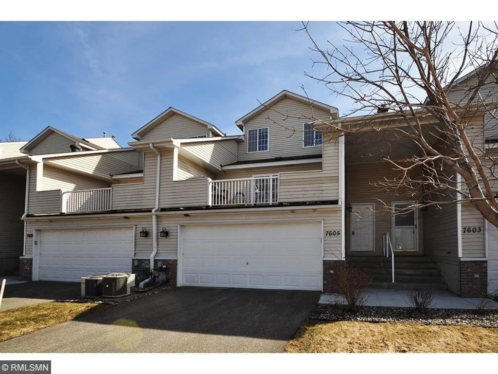 Address: 7605 Nicholas Way Chanhassen, MN 55317
Represented: Buyer
Sold Price: $250,000
Close Date: 3/14/22