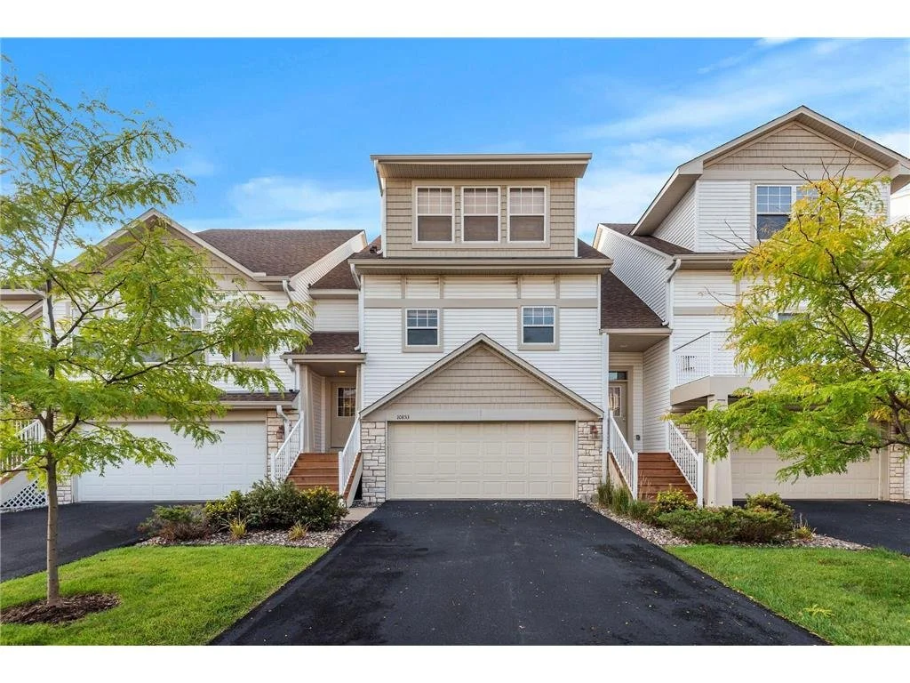 Address: 10853 Kingsfield Ln. Woodbury, MN 55129
Represented: Seller
Sold Price: $305,000
Close Date: 11/18/22