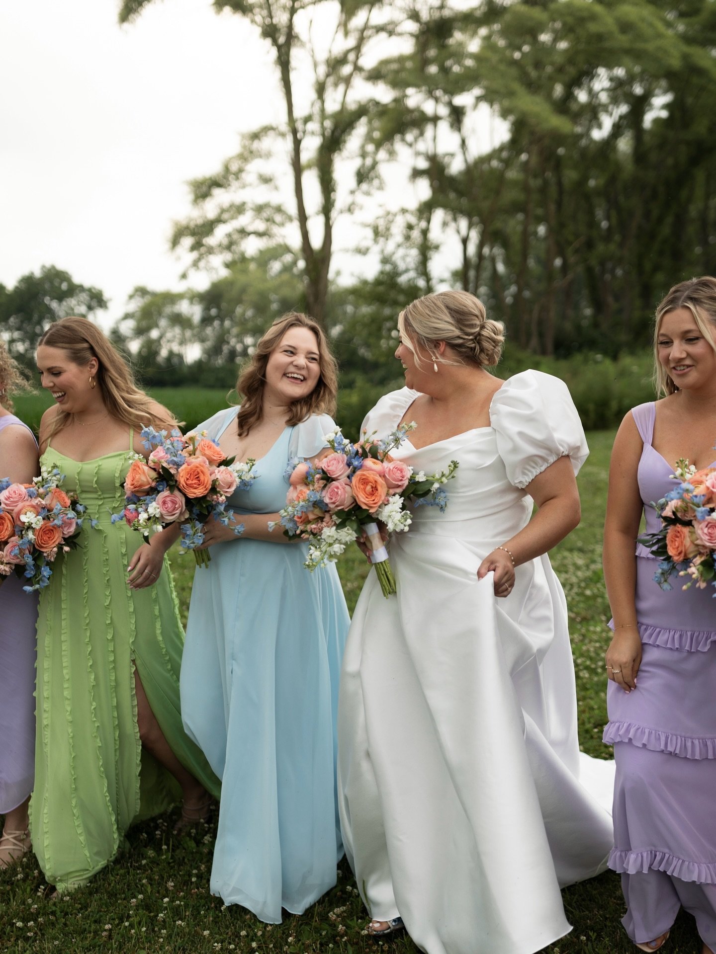libby + her girls!!! 🧚&zwj;♀️✨🌸