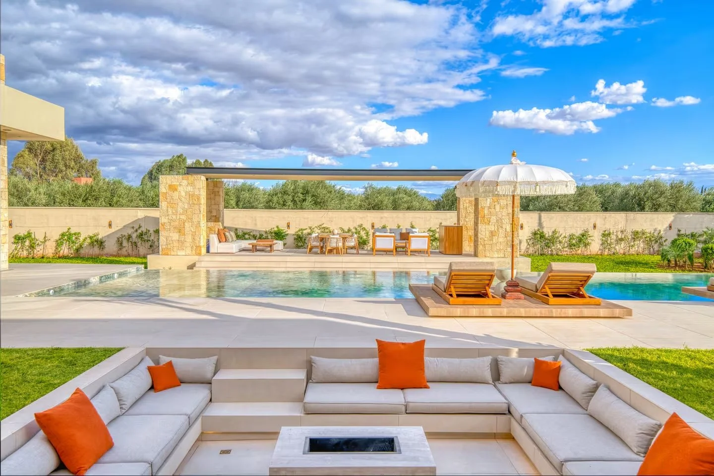 Villa-Z-Pic-3 (1).jpg