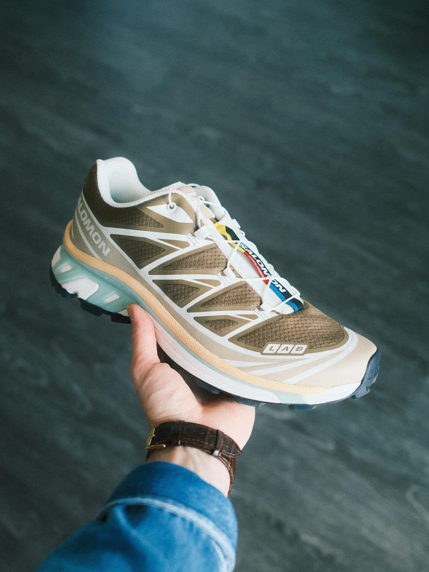 the local coffee shops won&rsquo;t know what hit em

👟 salomon xt-6 in coyote brown / safari 
📸 fujifilm x100vi
🎞️ classic cuban neg