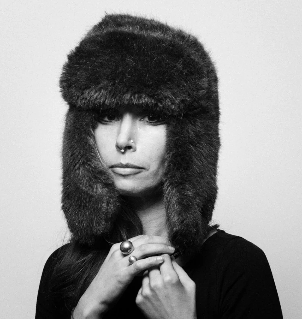 Yasmine Weiss wants you for ART.