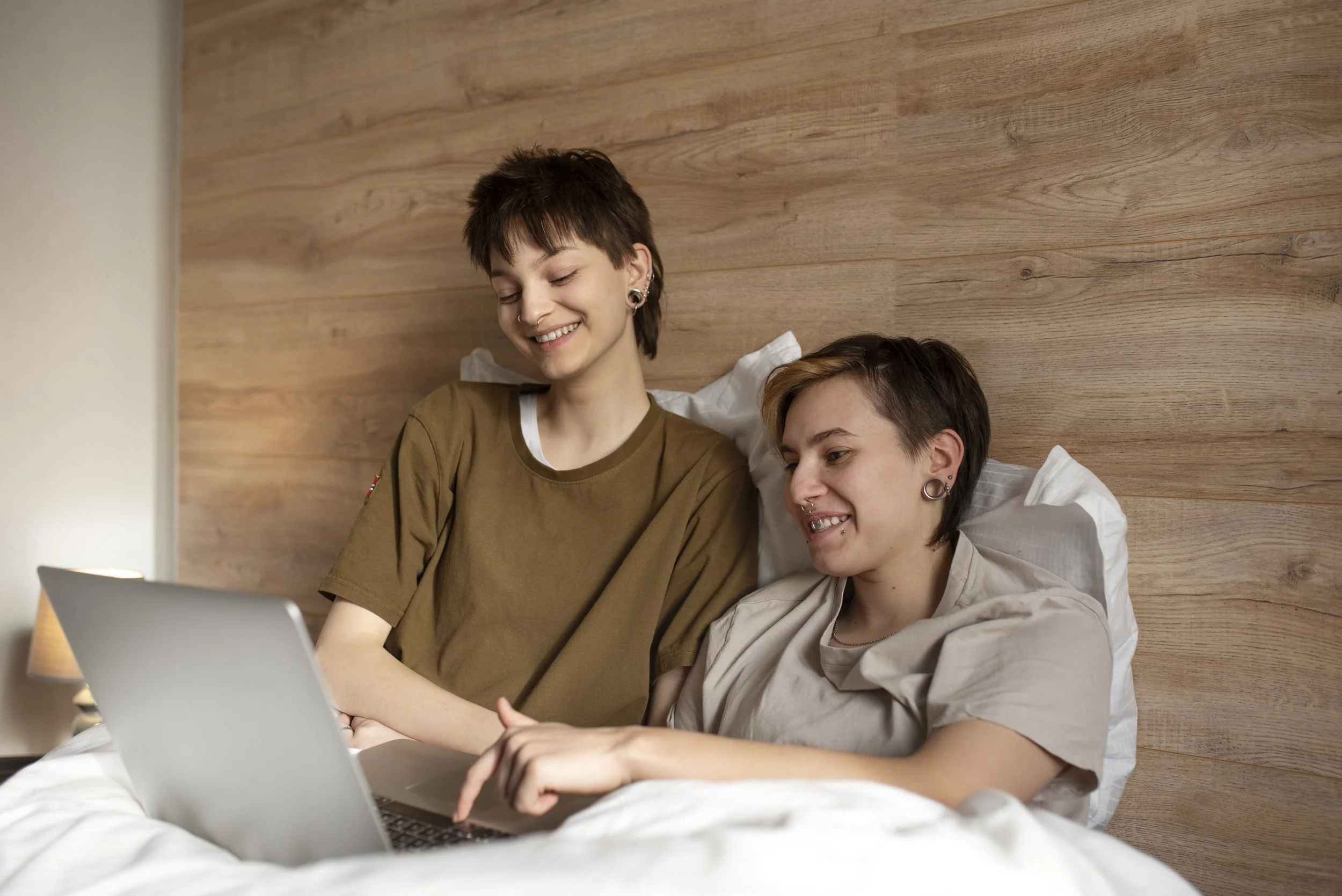 How to find a LGBTQIA+ affirming therapist in Tennessee