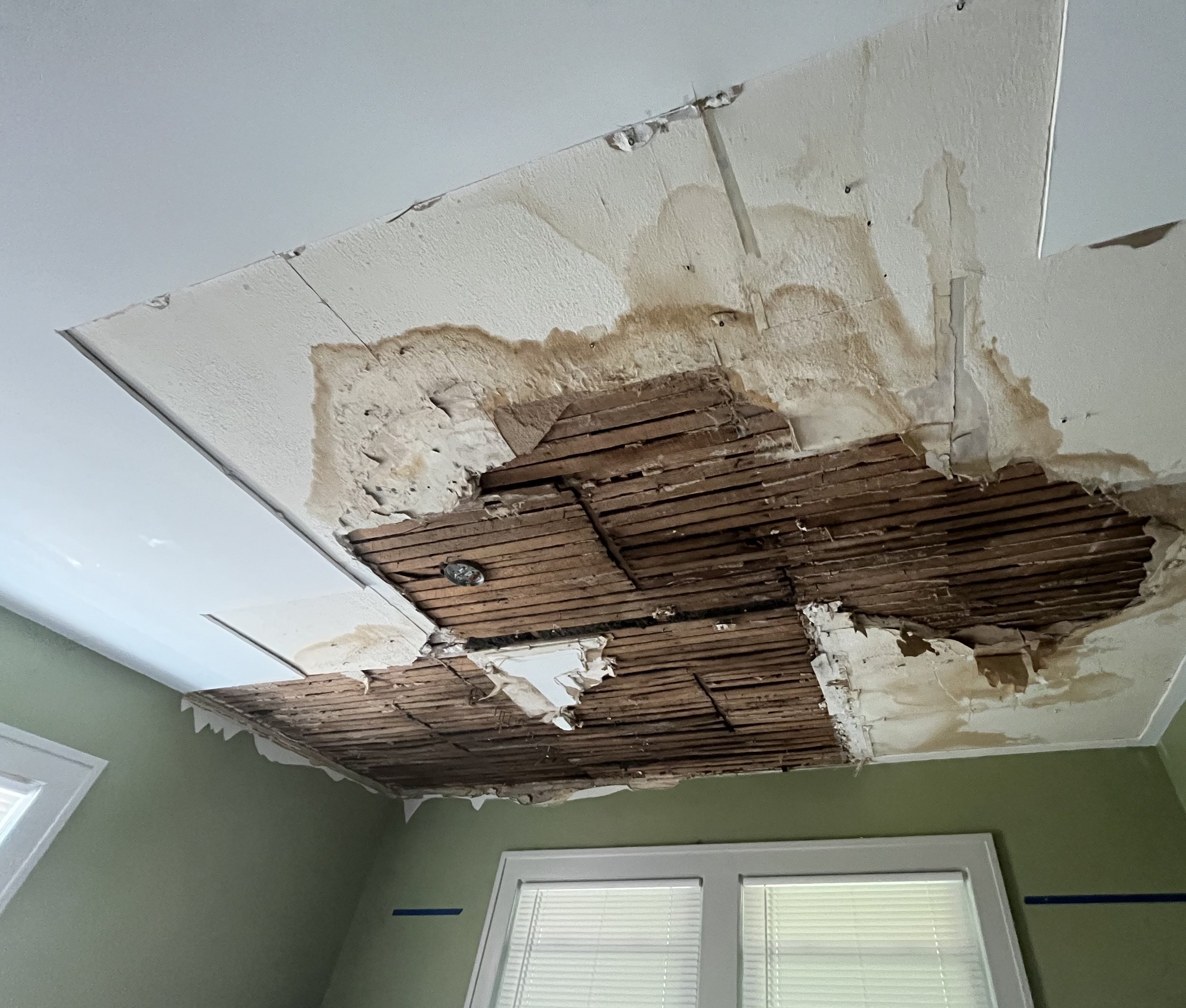 Bedroom ceiling, water damage (before)