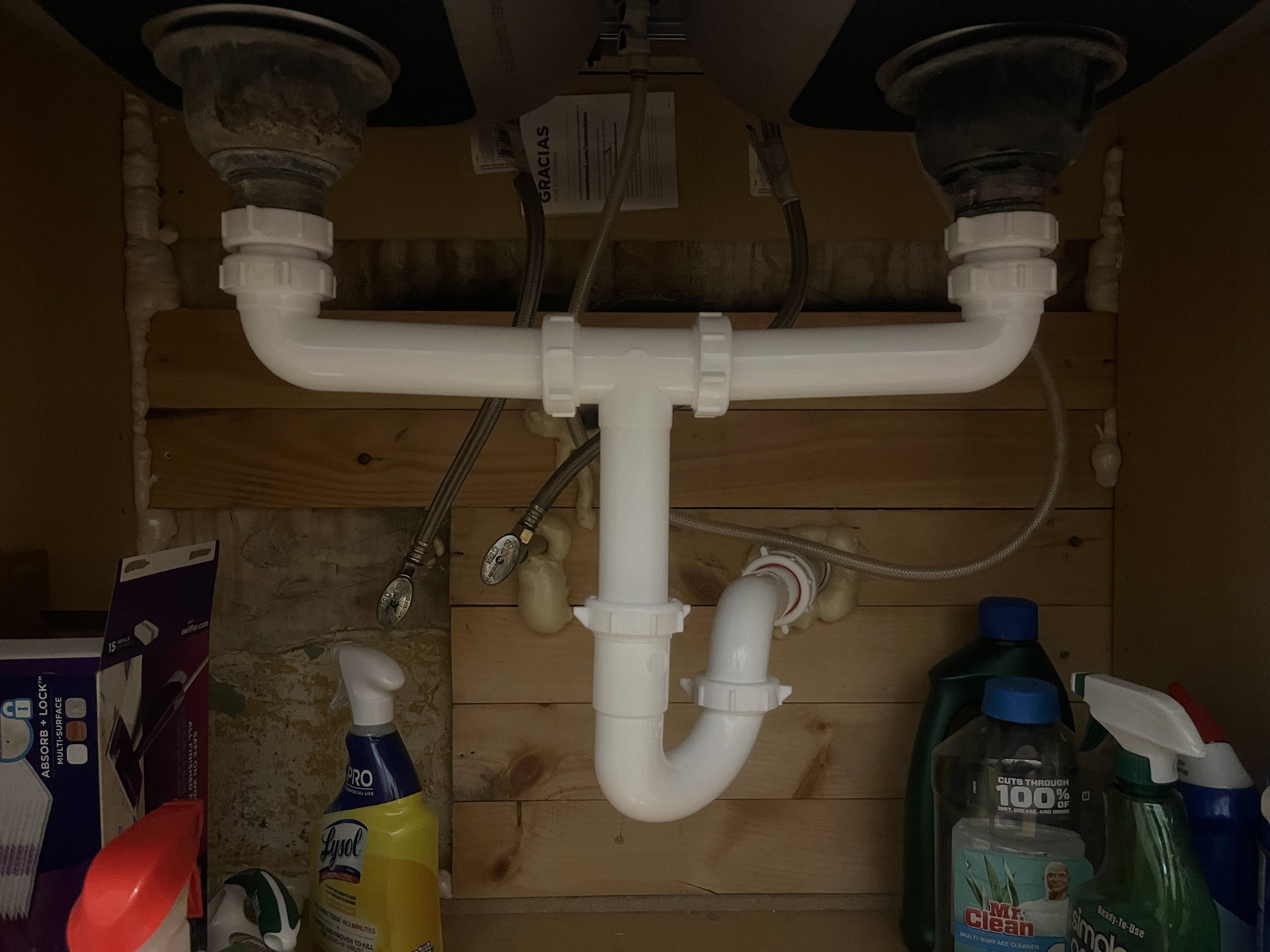 Kitchen sink drain, replaced (after)