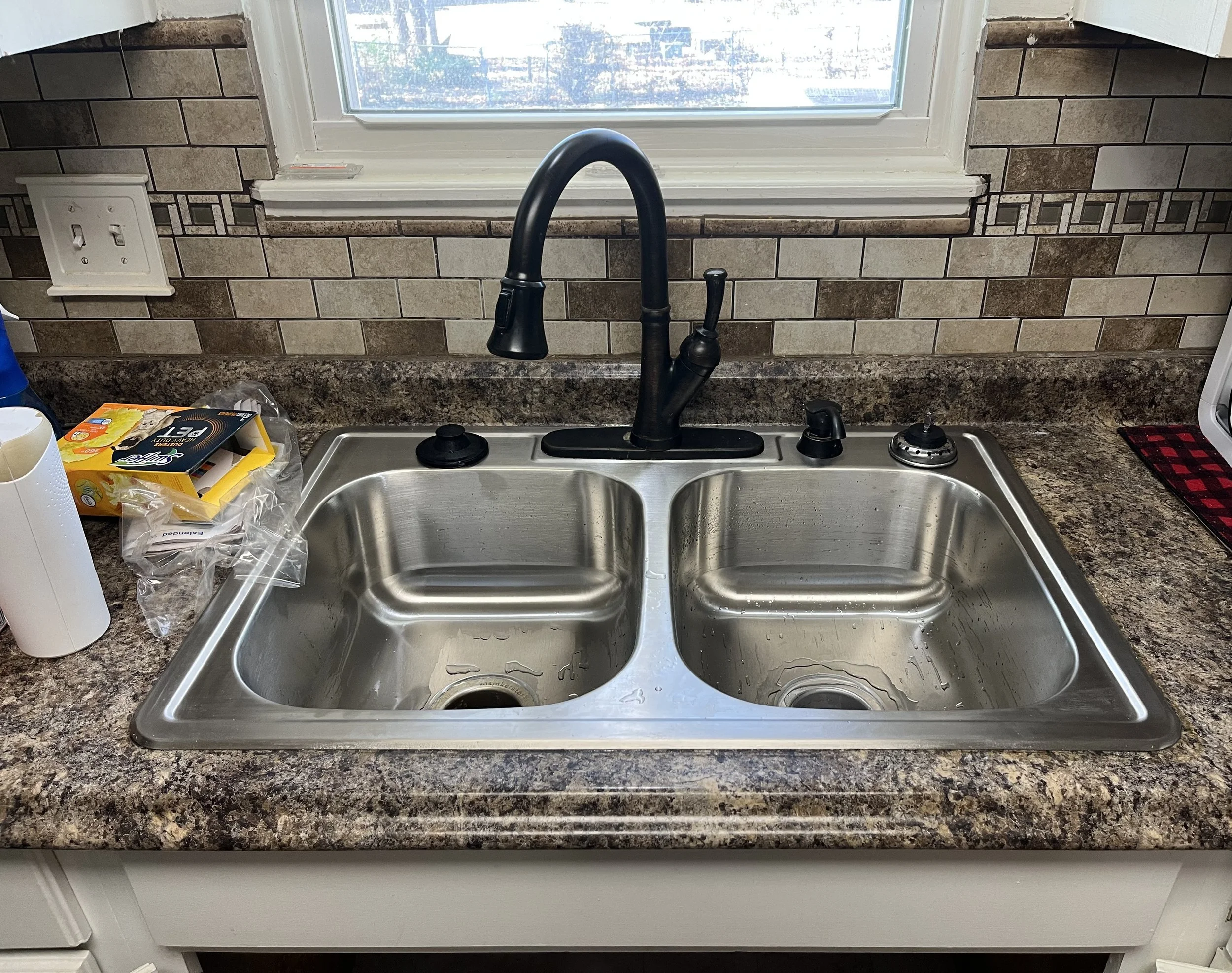 Kitchen sink, replaced (after)