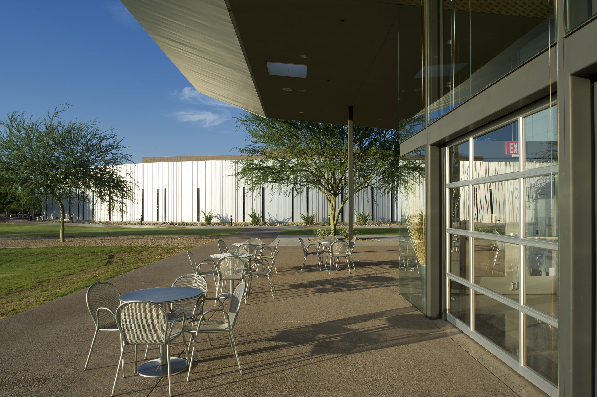 wesst elevation from commons.jpg