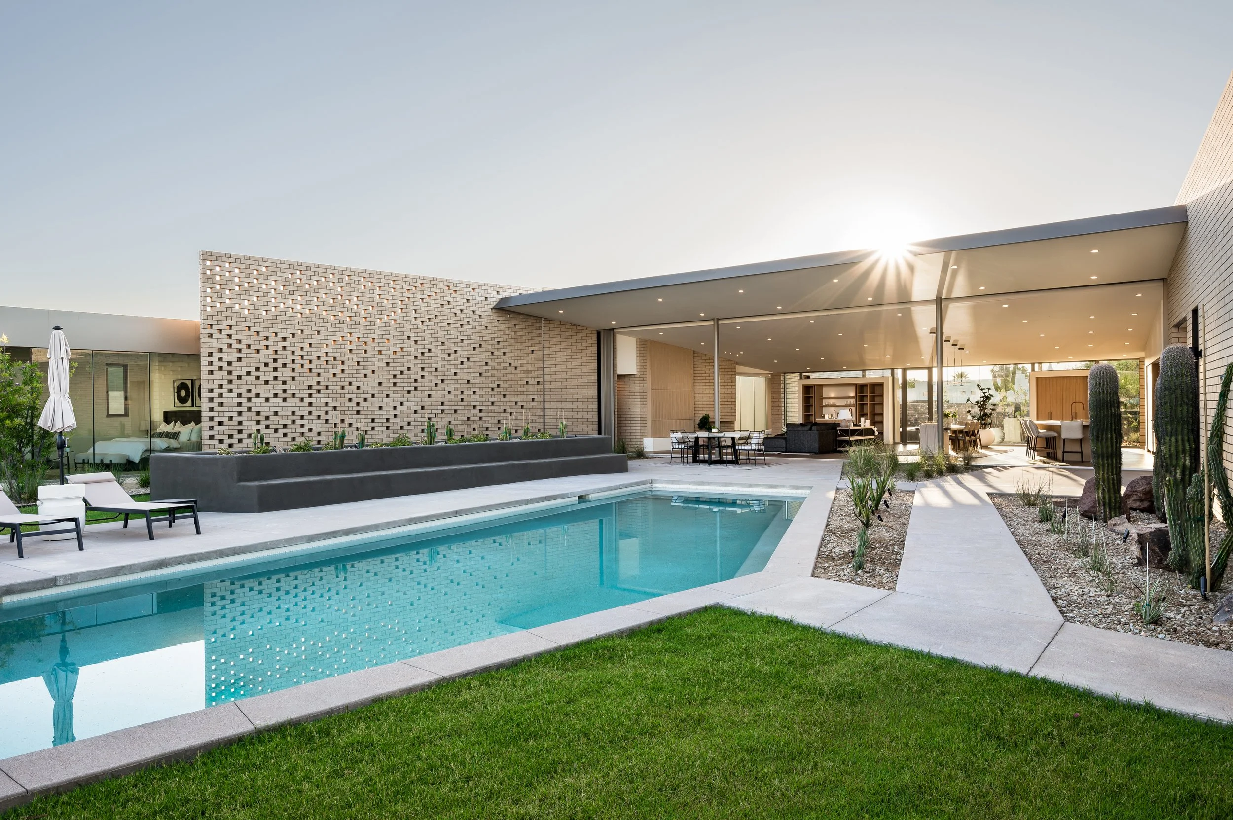 5114 N Casa Blanca Dr ParadiseValley-3.jpg