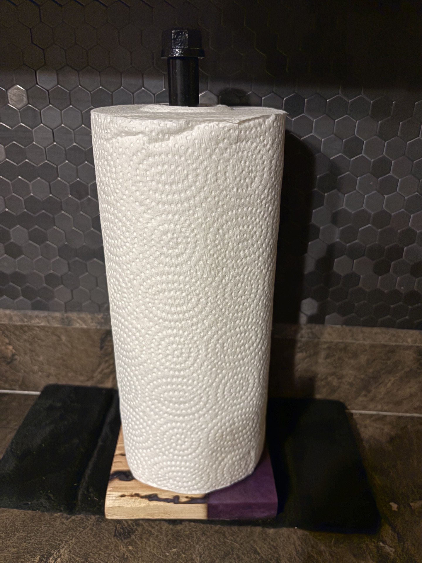 FRACTAL BURN & RESIN PAPER TOWEL HOLDER