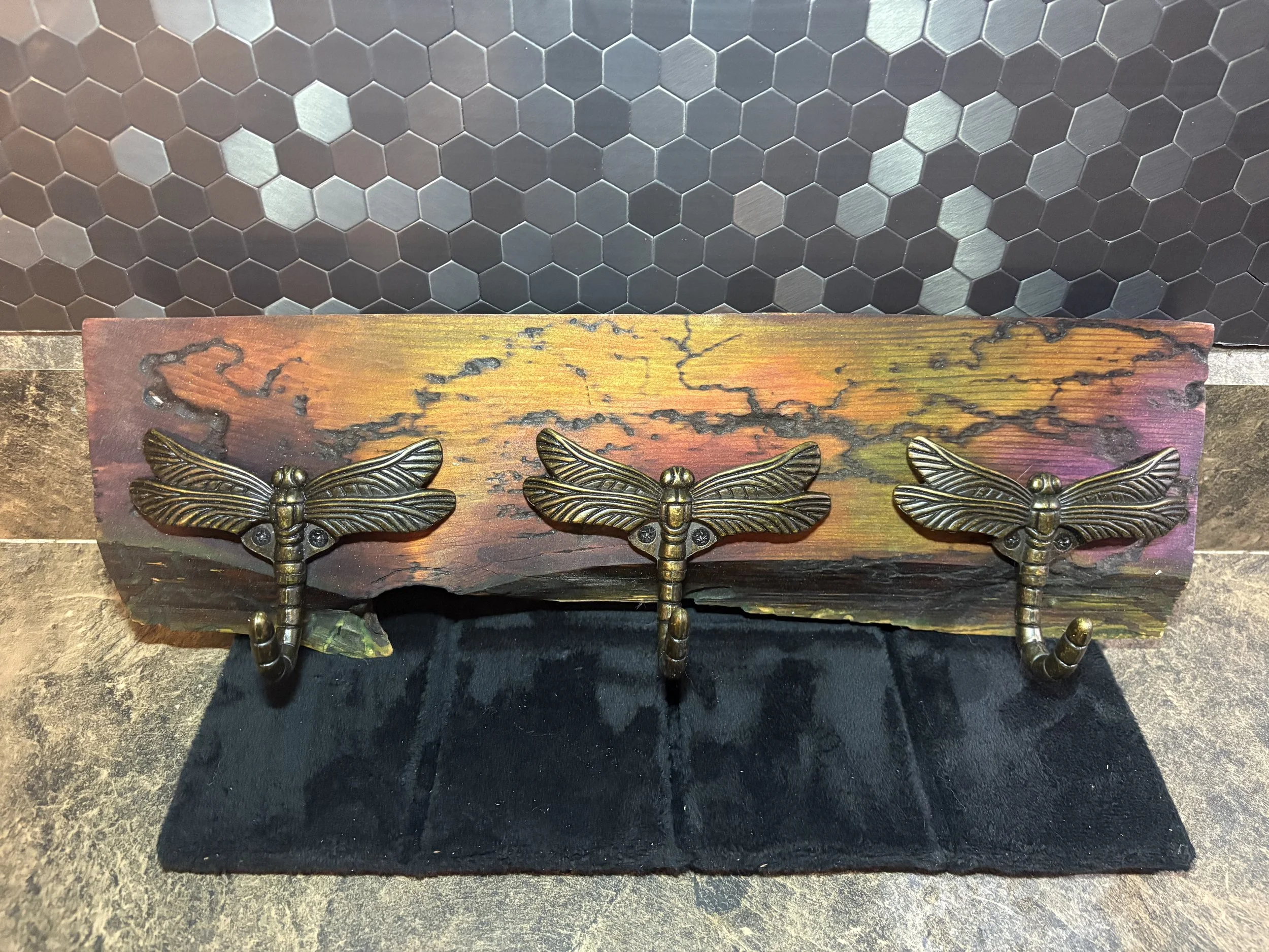 FRACTAL BURNED DRAGON FLY HOOK