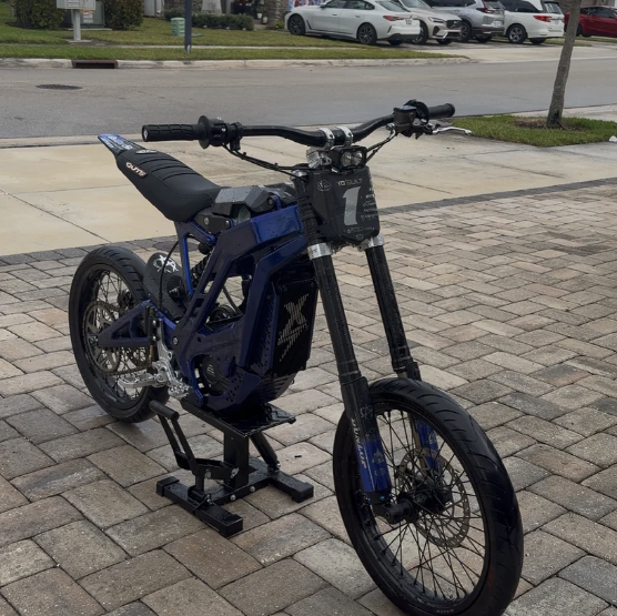 Eride Pro S/SS/SR Bolt Kit