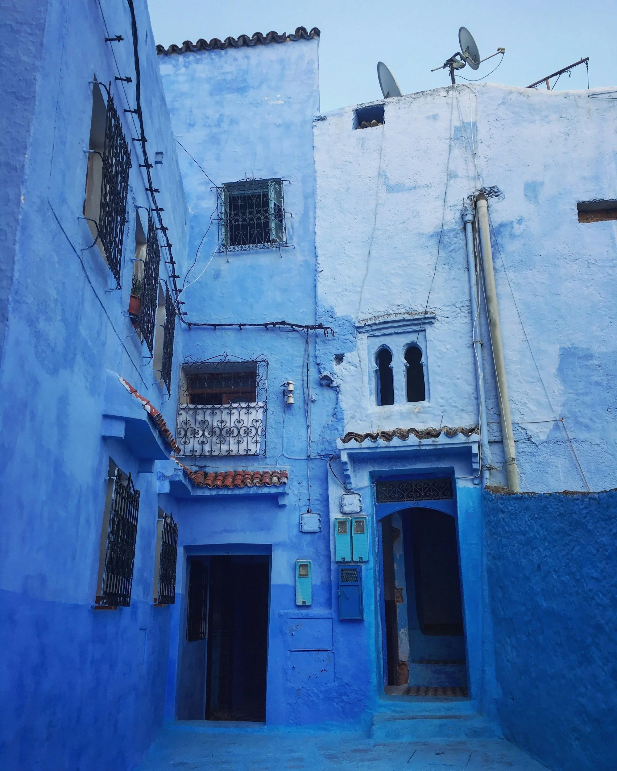 Chefchaouen blue medina alley