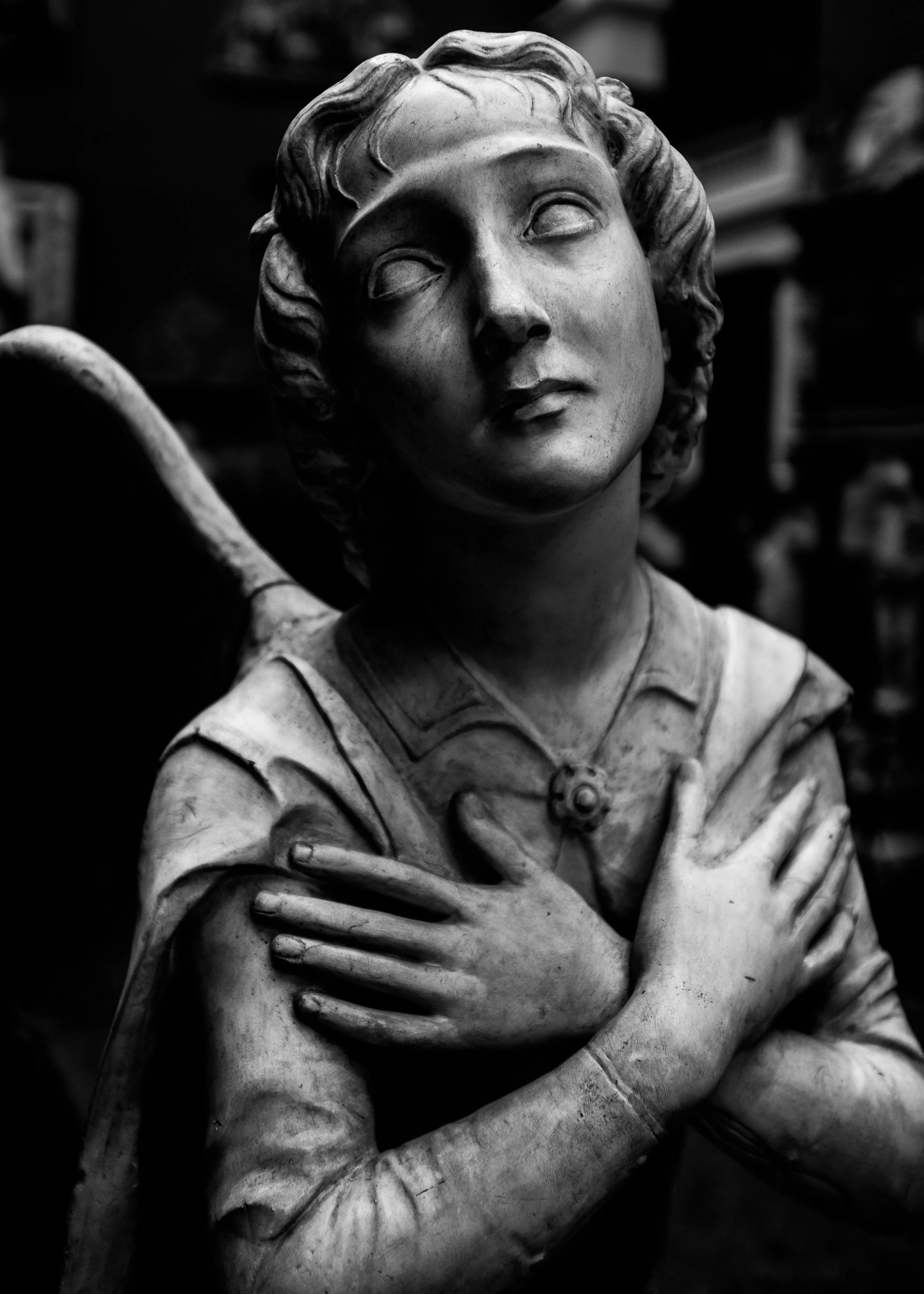 Statue of an angel held in the V&A collection. Fujifilm X100T. 1/105, f2, ISO 200.