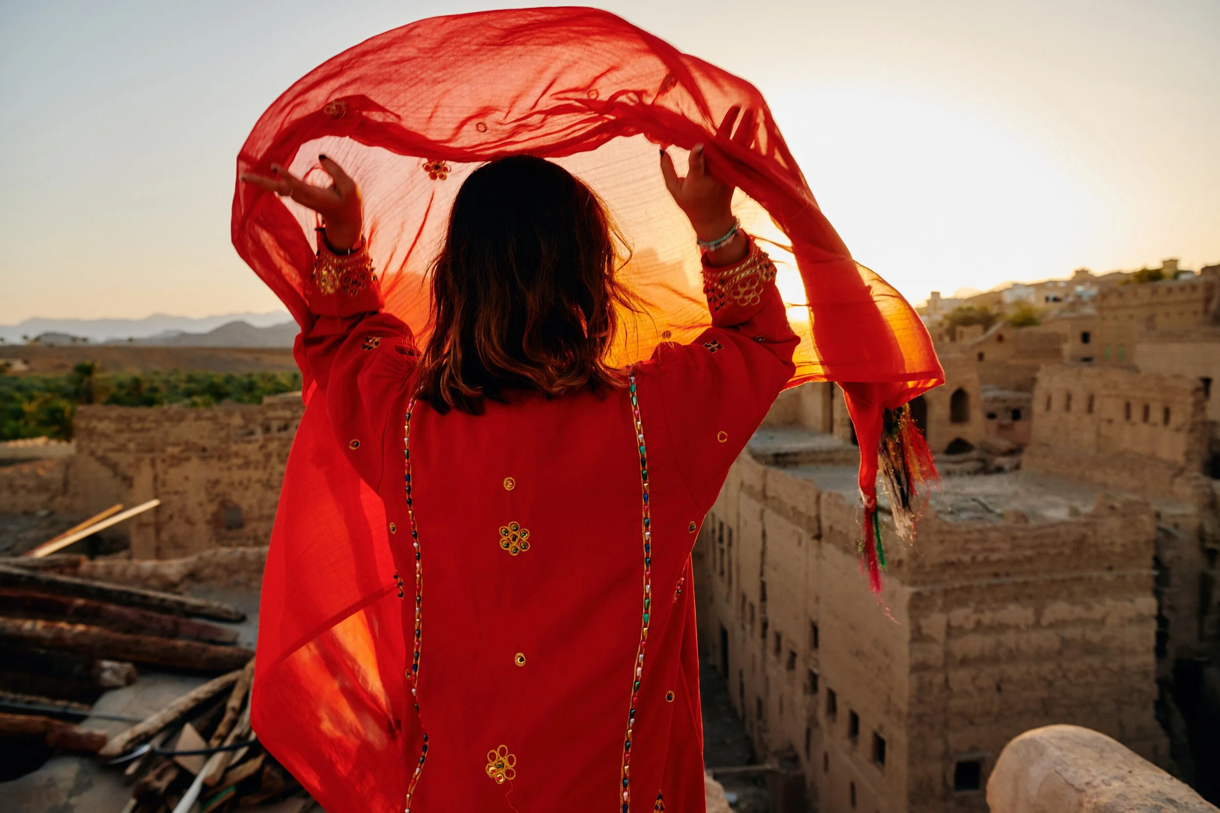 Airbnb / Hello Stranger