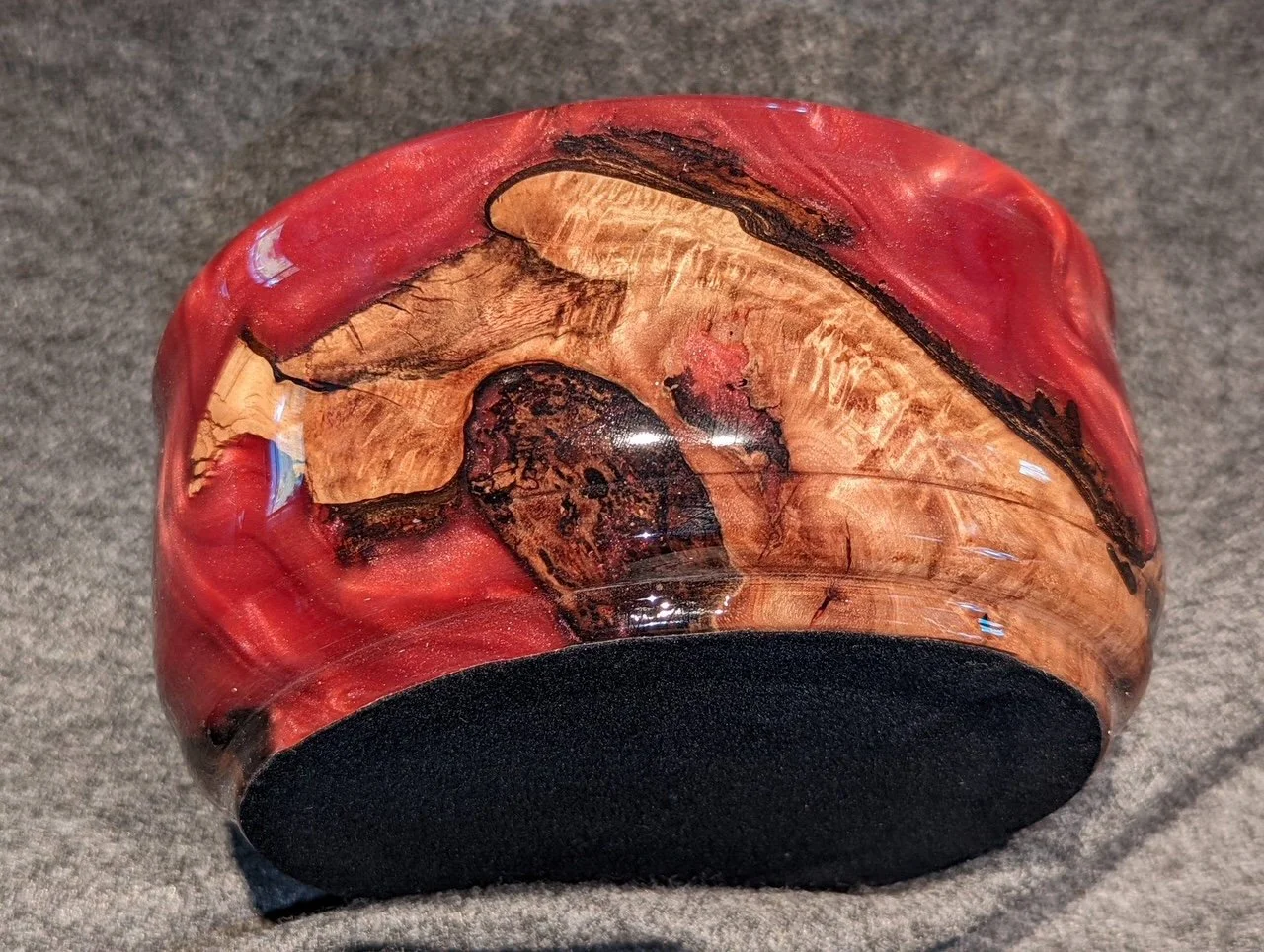 Apple Red Resin Bowl2.JPG