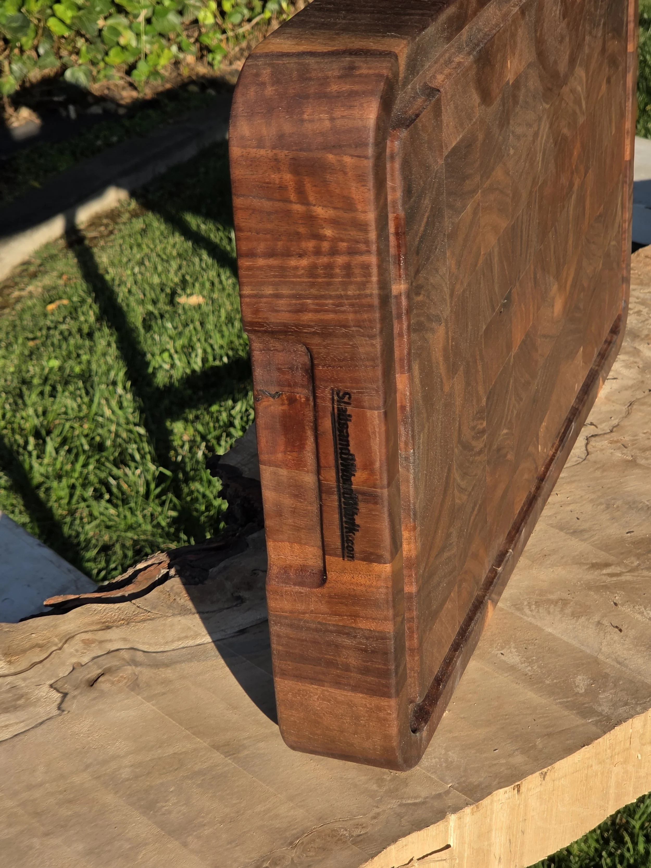 Walnut End Grain Cutting Board.jpg