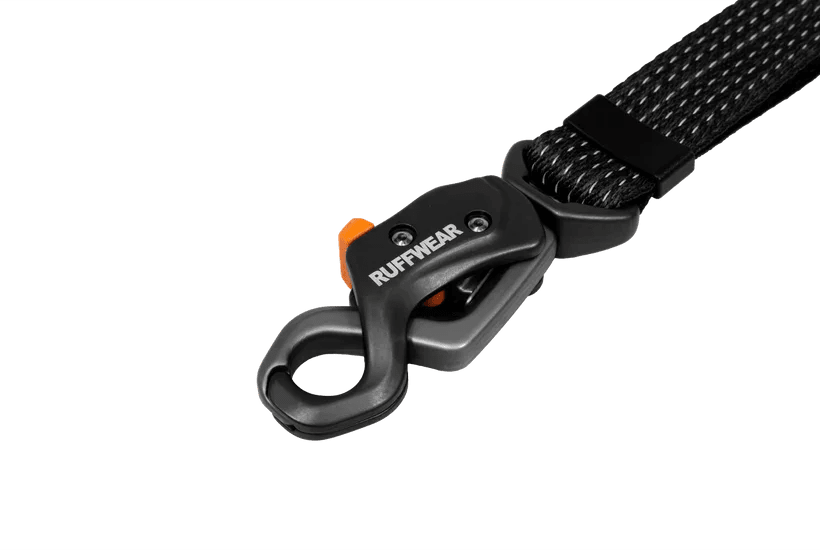CompressedPNG-4067_Rideline-Leash_Obsidian-Black_Detail-3_Studio.png.webp
