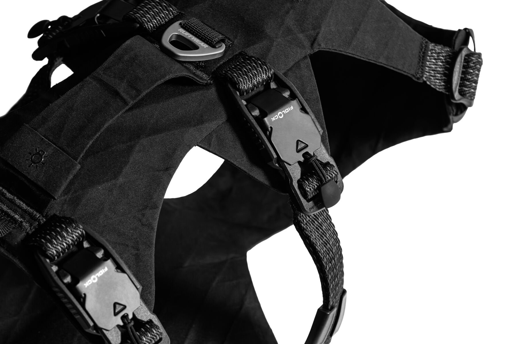Web JPG-3090_Ridgeline-Harness_Obsidian-Black_Detail-3_STUDIO.jpg