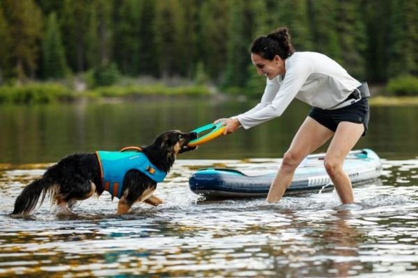 Ruffwear Schwimmweste für Hunde4.jpg