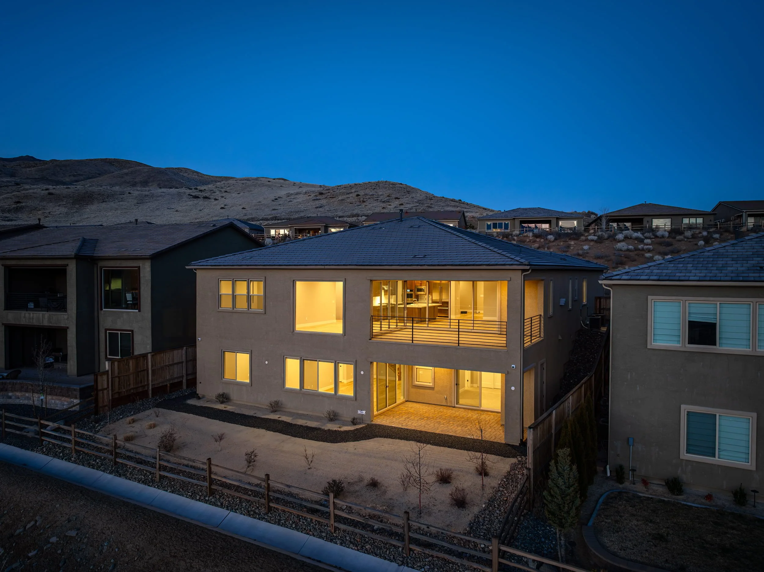 33 - Twilight Exterior Rear.jpg