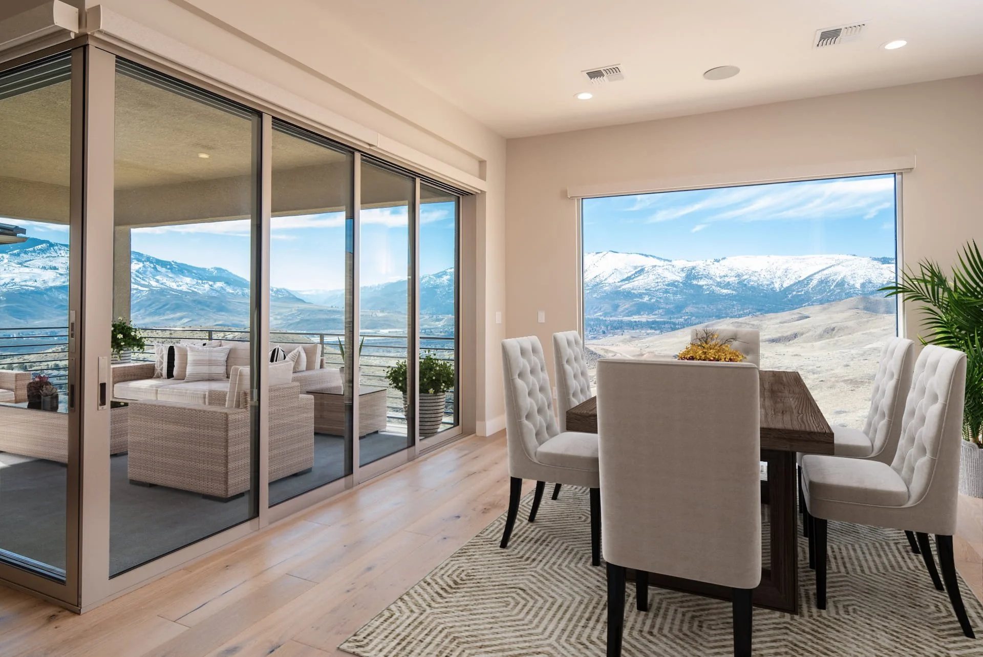 11 - Dining Room.jpg