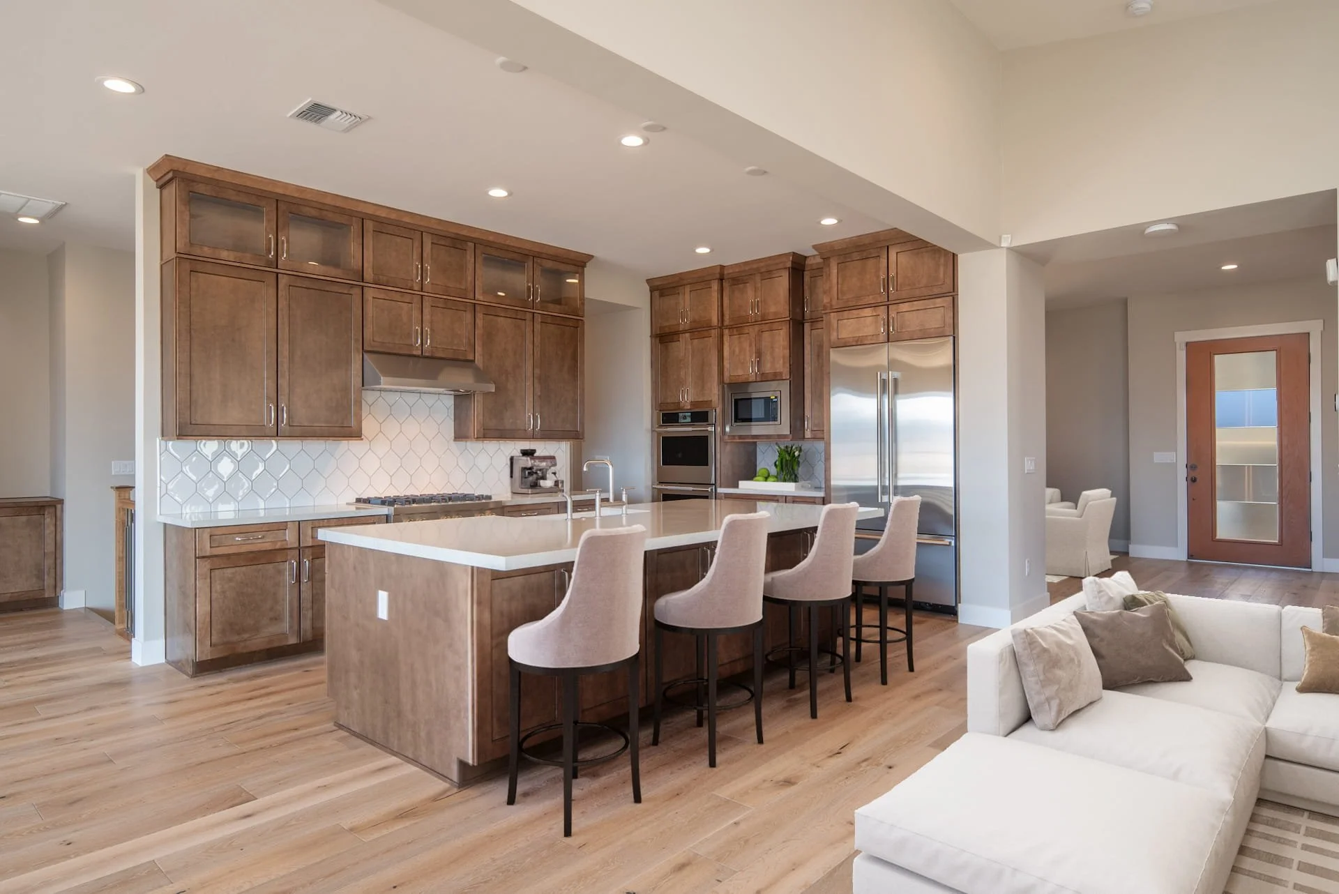 09 - Kitchen Great Room 3.jpg