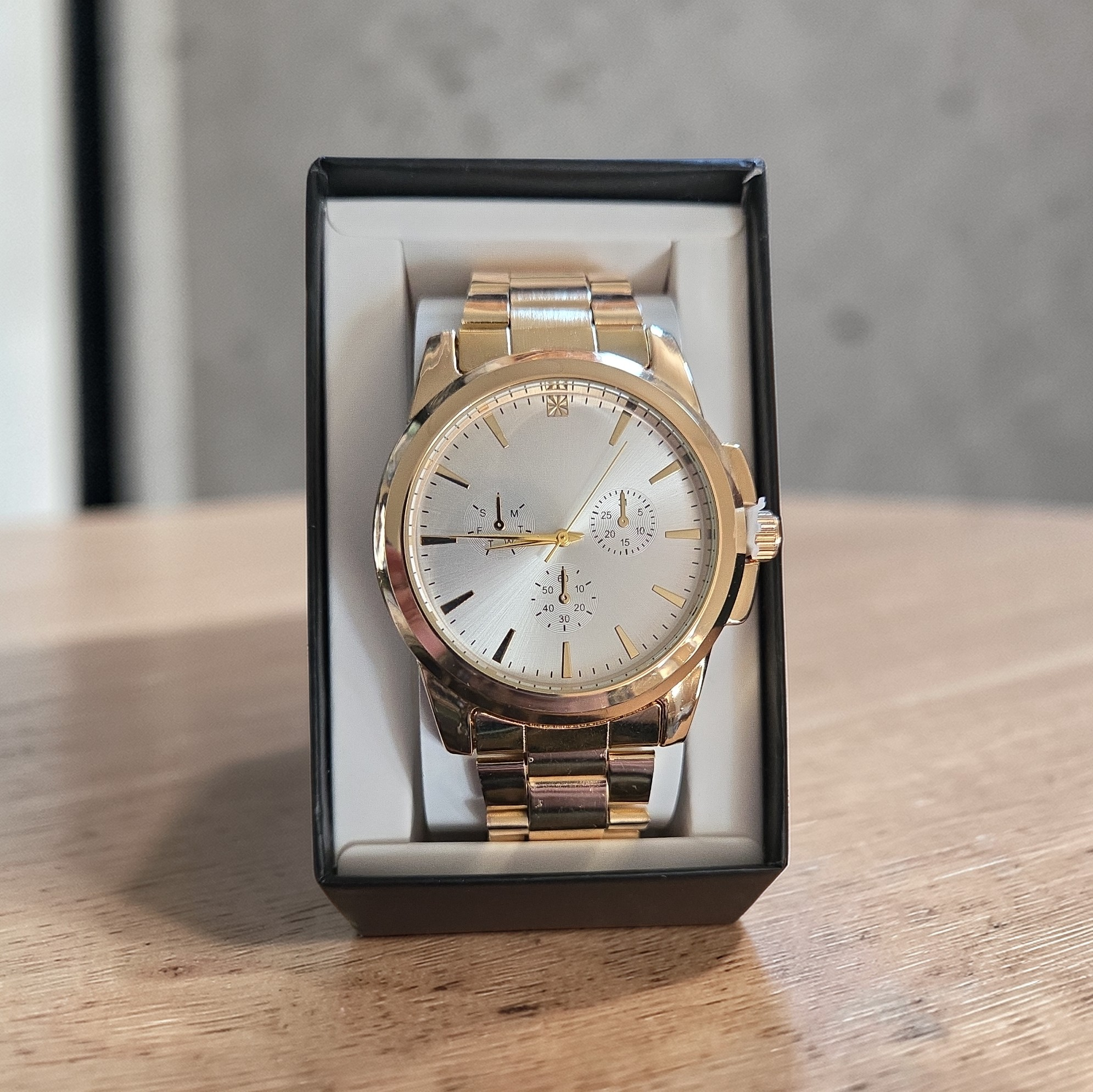 Luxury Gold Chronograph Watch