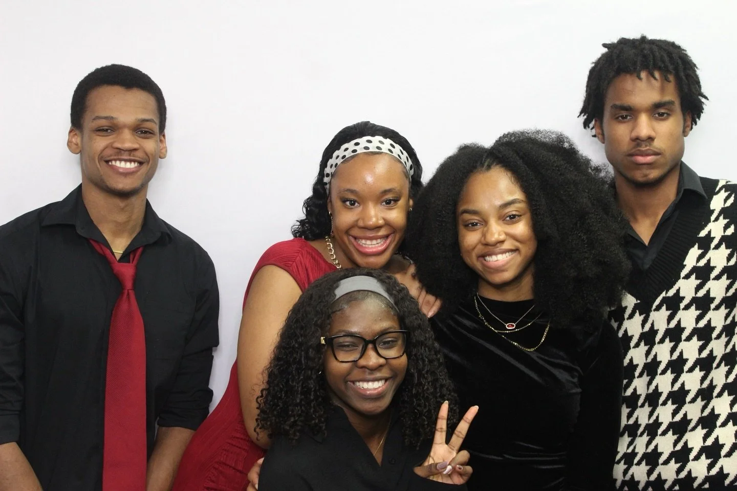 Favorites from TG Youth Couples Night ✨ 
Nothing better than capturing moments like these. Thank you to everyone who stopped by the booth!

Book yours today!

#photoboothrental #613events #weddinginspiration #gatineaurentals #eventrentals