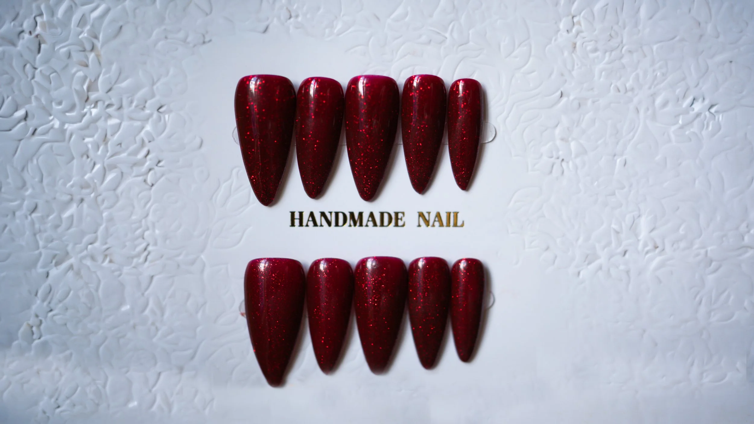 Crimson couture - Stiletto