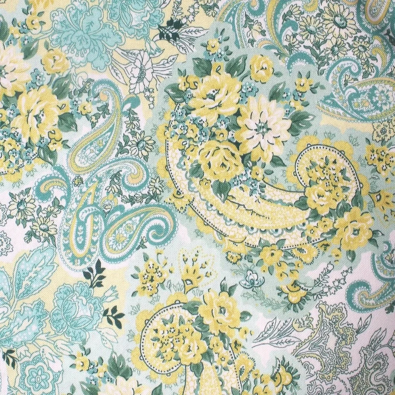 Blossom Bliss, Paisley