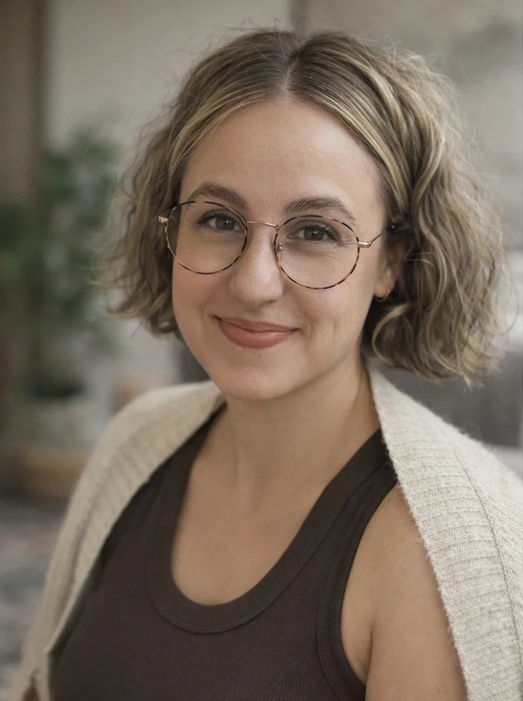 Amanda Zoltek, MSW, RSW, registered social worker offering virtual and in-person counselling and psychotherapy across Ontario.