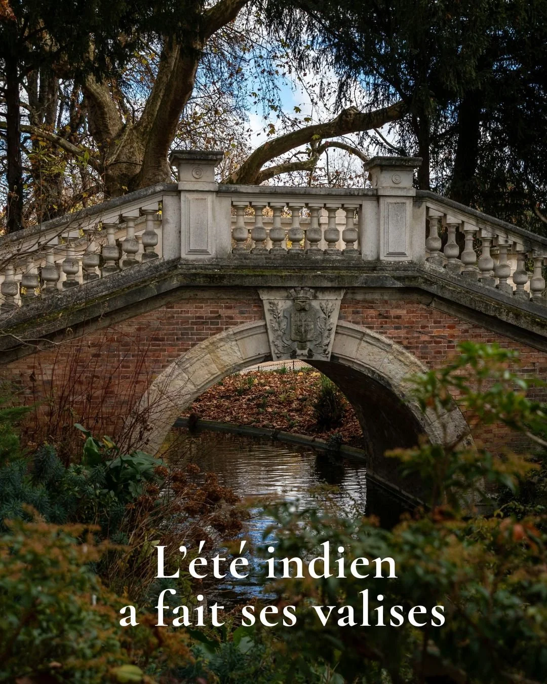 L&rsquo;&eacute;t&eacute; indien a fait ses valises. 🍂
Ce week-end, les matins tournent autour de 10 &deg;C et Paris ressort les &eacute;charpes. Nous, on rallume la vapeur.

Hammam privatif, pour vous seul ou &agrave; deux, puis massage &agrave; l&