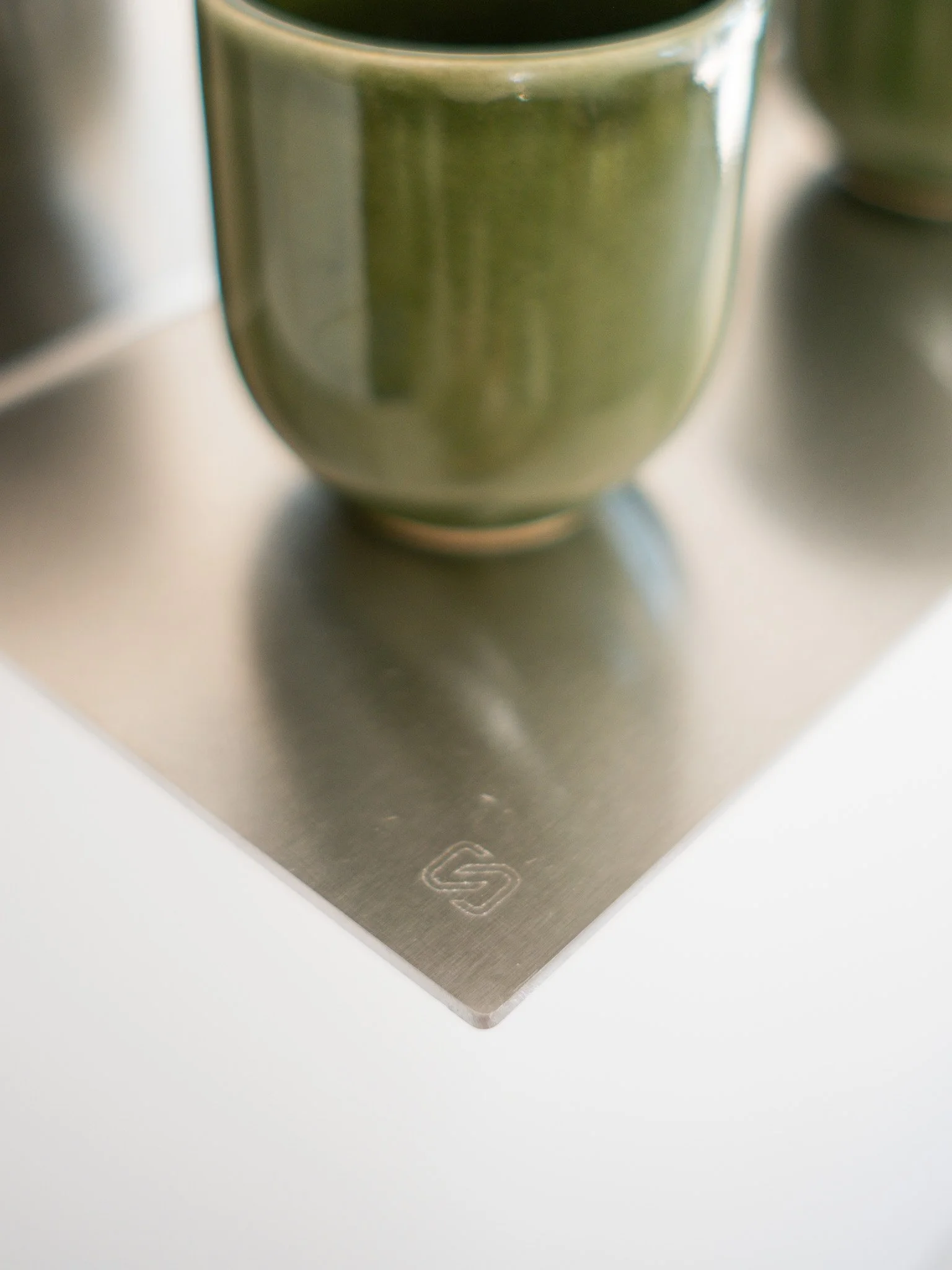 SHELF | TYPE 01 – Detail Gravur