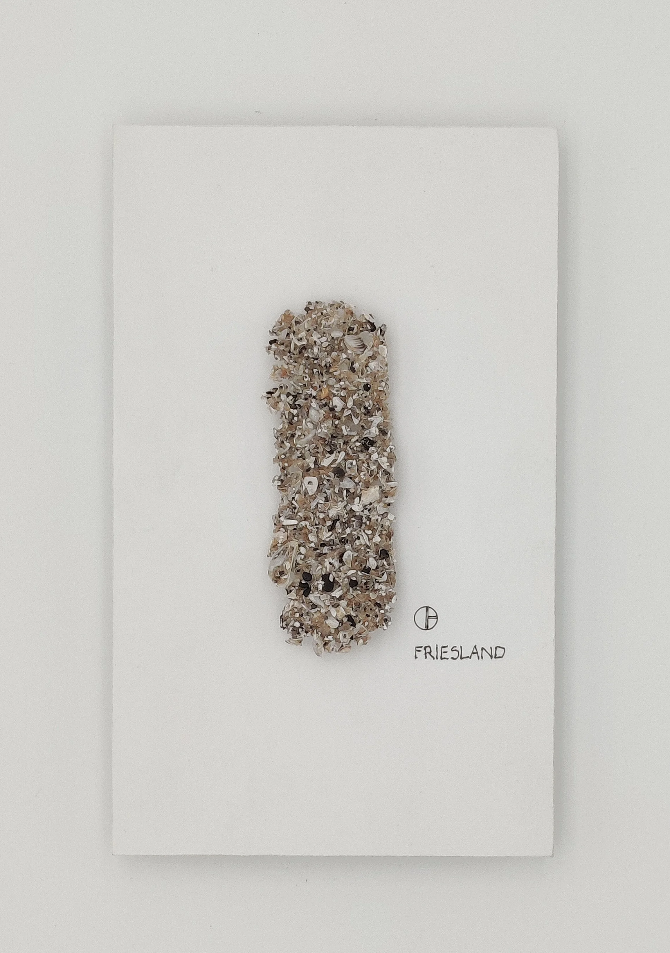 "ÉCLATS DU RIVAGE"   24 X 15 x 3.5CM