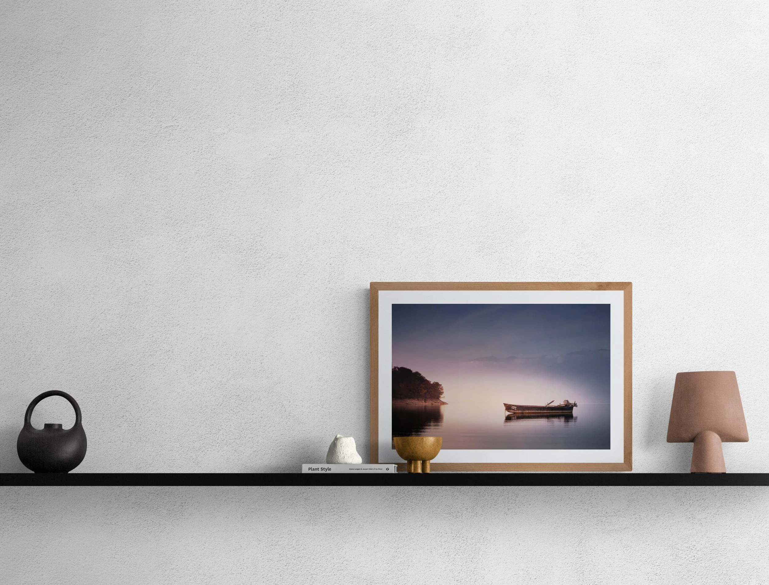 wall-shelf-with-ornaments (2).jpg