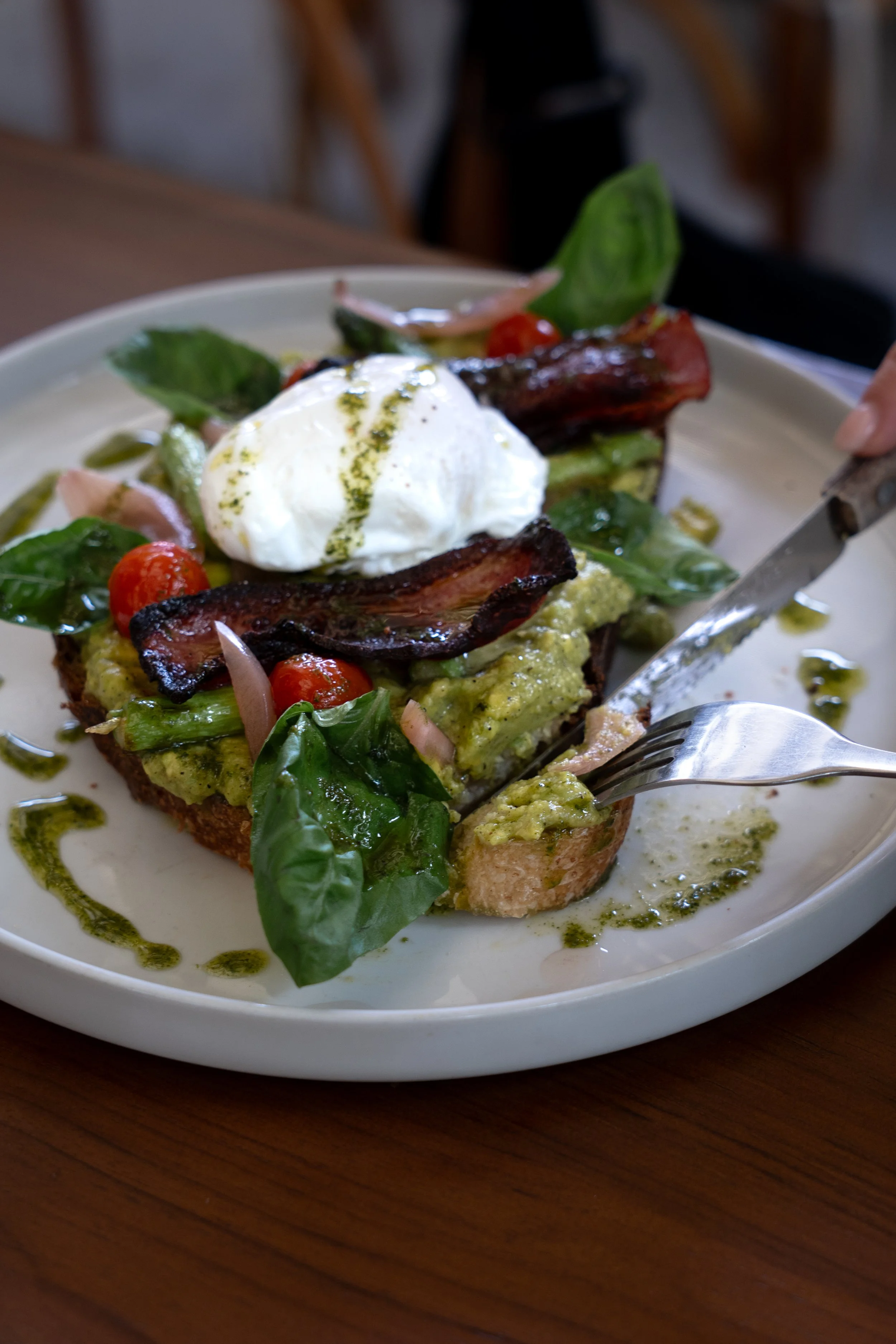 avotoast, poached egg, bacon, basil, breakfast, coffee, cafe, motorcycle cafe, Uluwatu, Bali, barista cafe