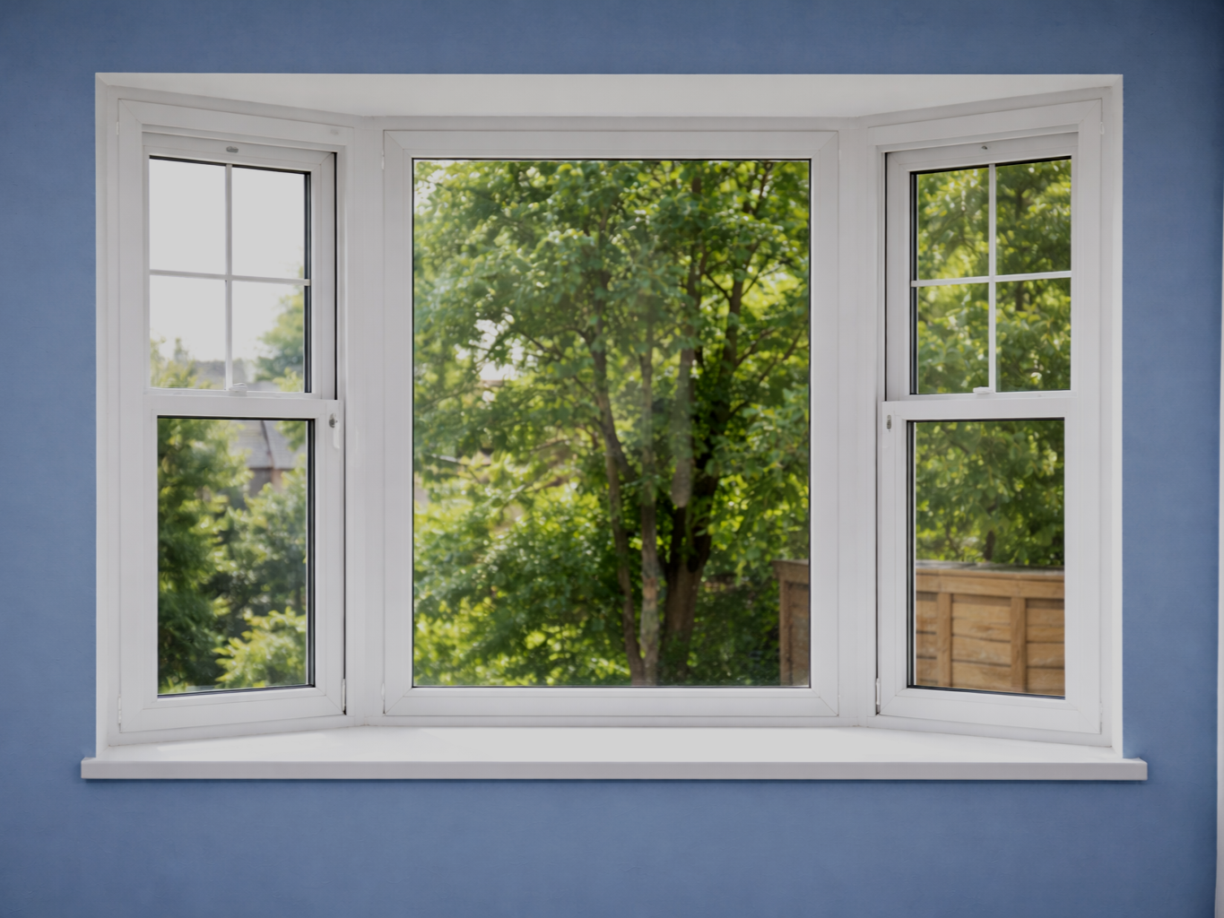 Bright+bay+window+with+lush+view.png
