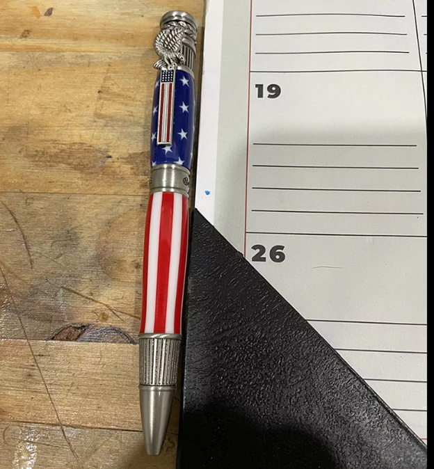 Patriot Twist Vertical.png