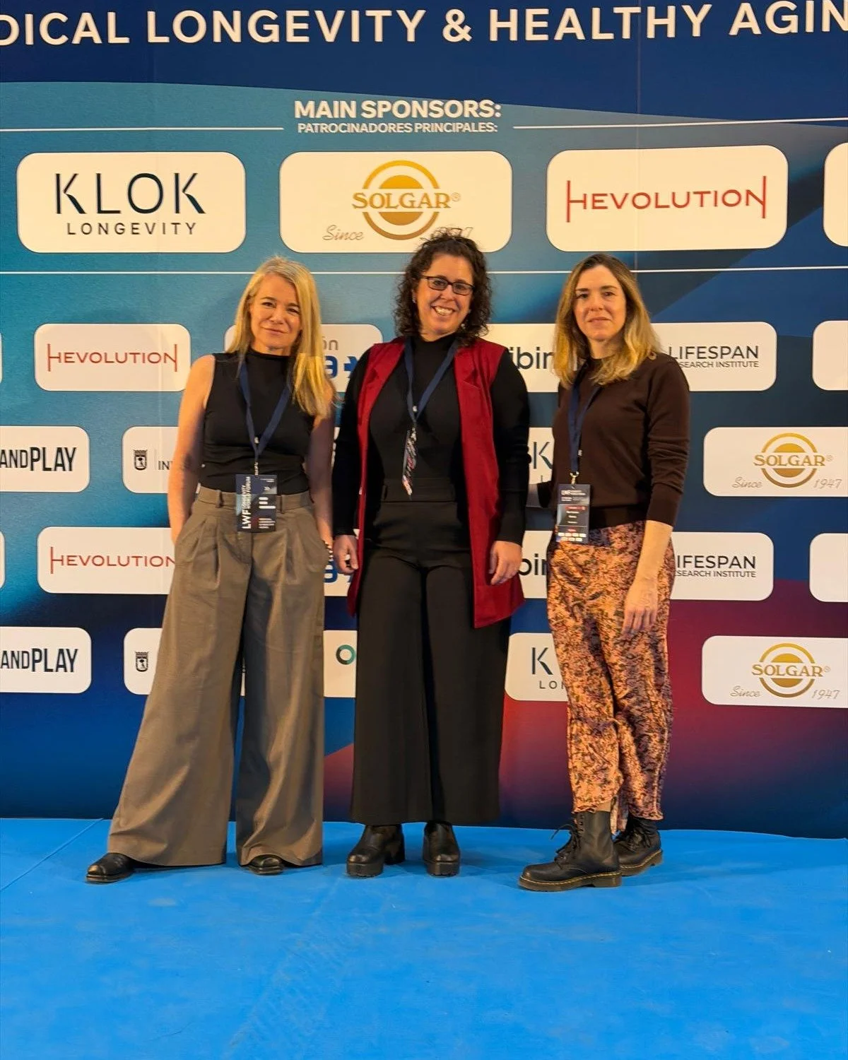 Comparto mesa redonda sobre emprendimiento en longevidad en el Startup Day de Longevity World Forum con Cristina S&aacute;nchez-Puelles, neurocient&iacute;fica investigadora en Tetraneuron y Mari Carmen &Aacute;lvarez, cofundadora y directora de Vale