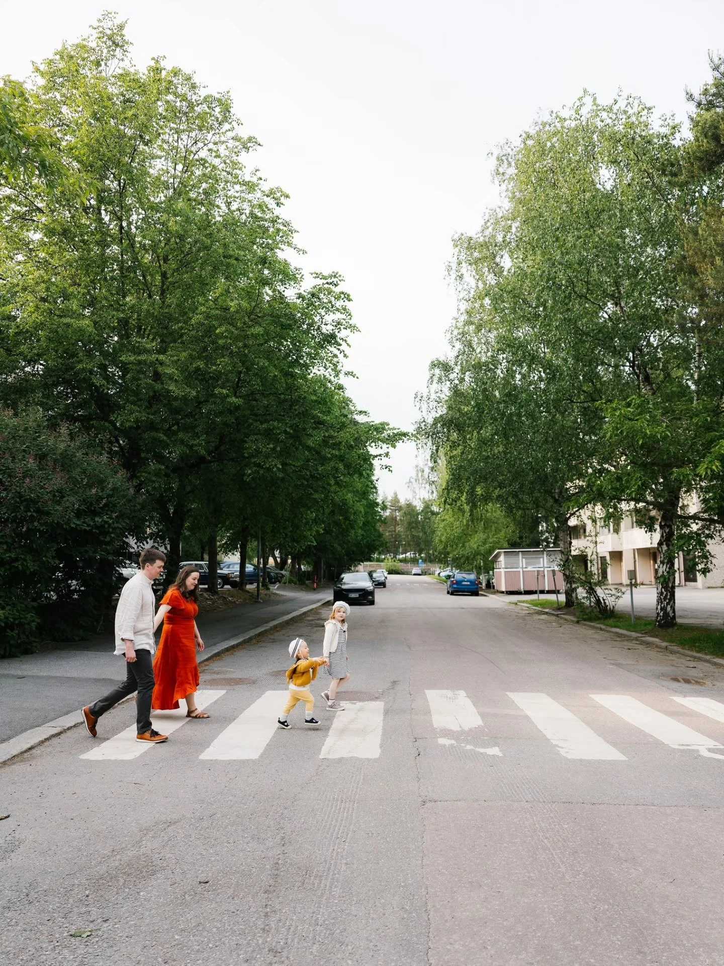Mit&auml; sain todistaa viime kes&auml;n&auml; ✨

-Vanhemmuus voi n&auml;ytt&auml;&auml; erilaiselta, rakkaus lasta kohtaan on l&auml;hes aina samankaltaista.

-Lapset ovat aidoimilla leikkipuistossa, luonnossa, hiekassa. Heille ja teille luontaisess