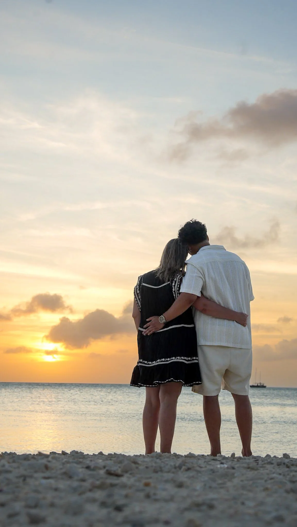 family portrait Aruba sunset photoshoot