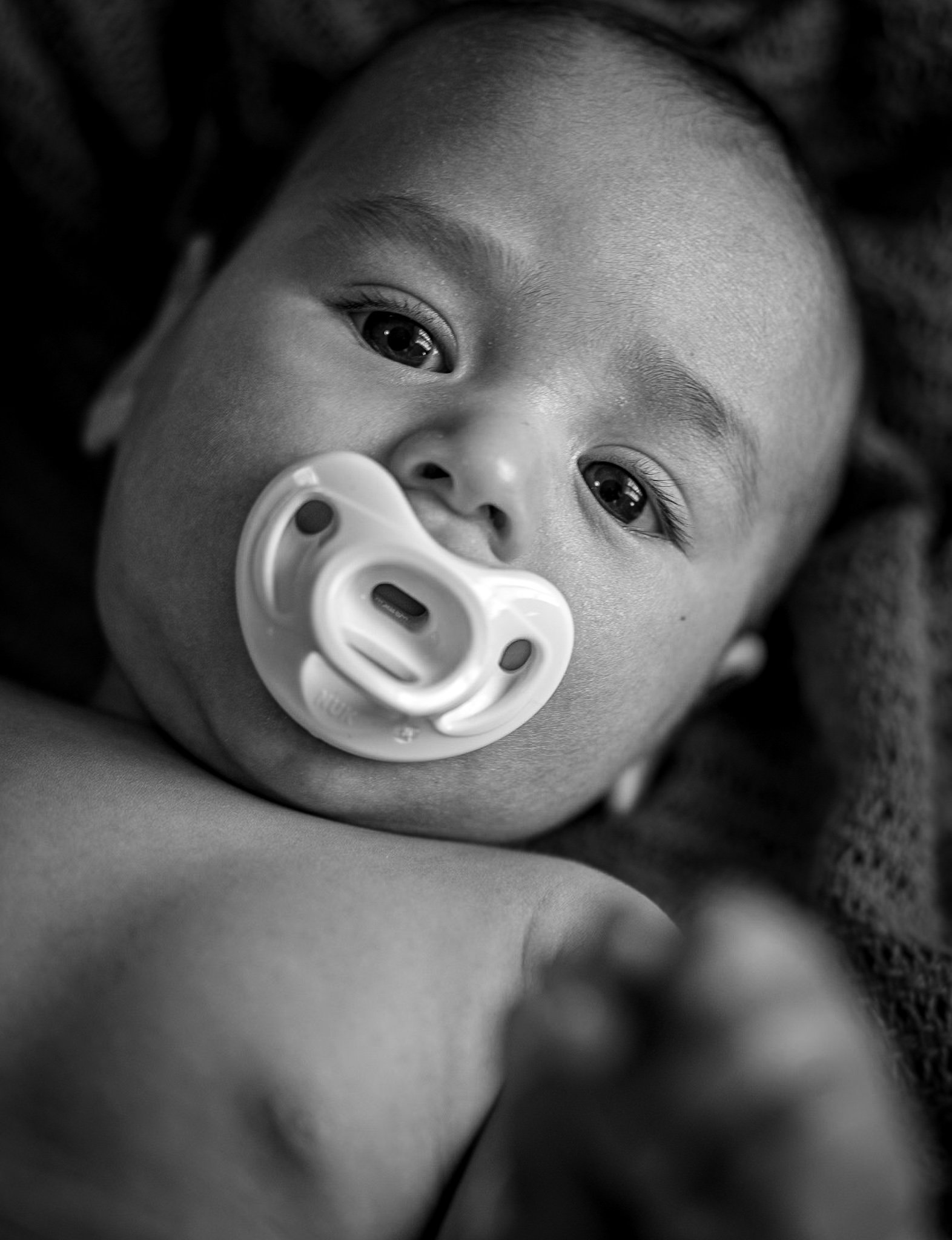 Baby photography Aruba photoshoot black & white Aruba