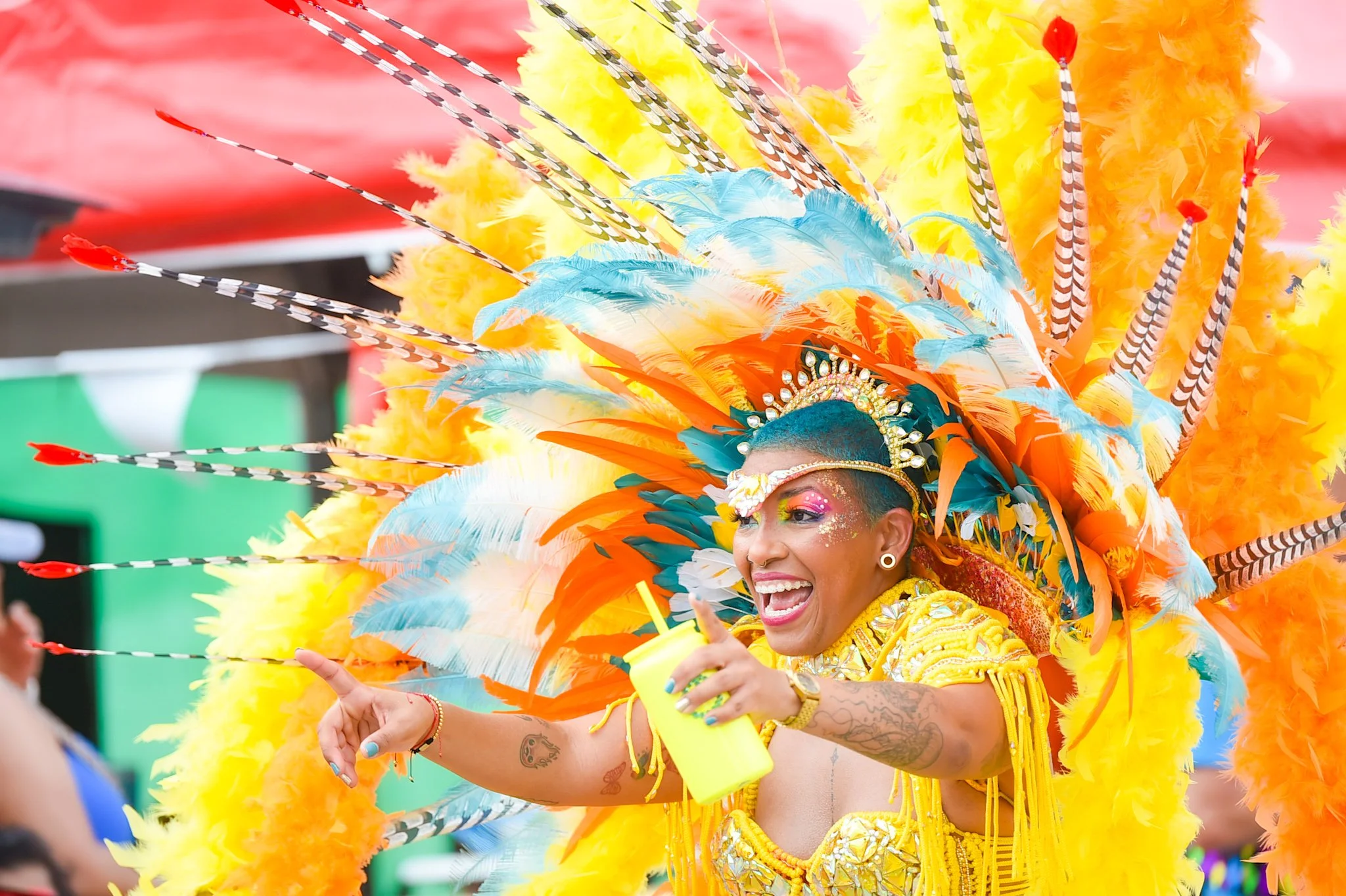 Aruba carnaval women smiling 2026 embrace creative