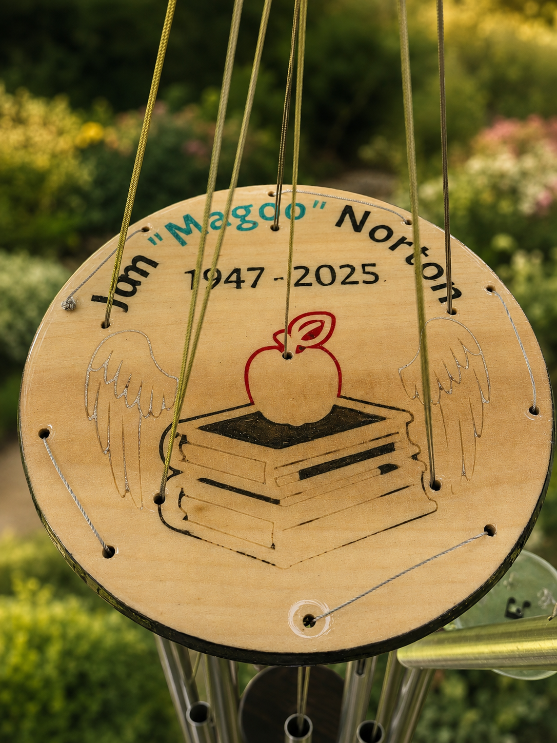 Best Memorial Wind Chimes for Loss of a Loved One