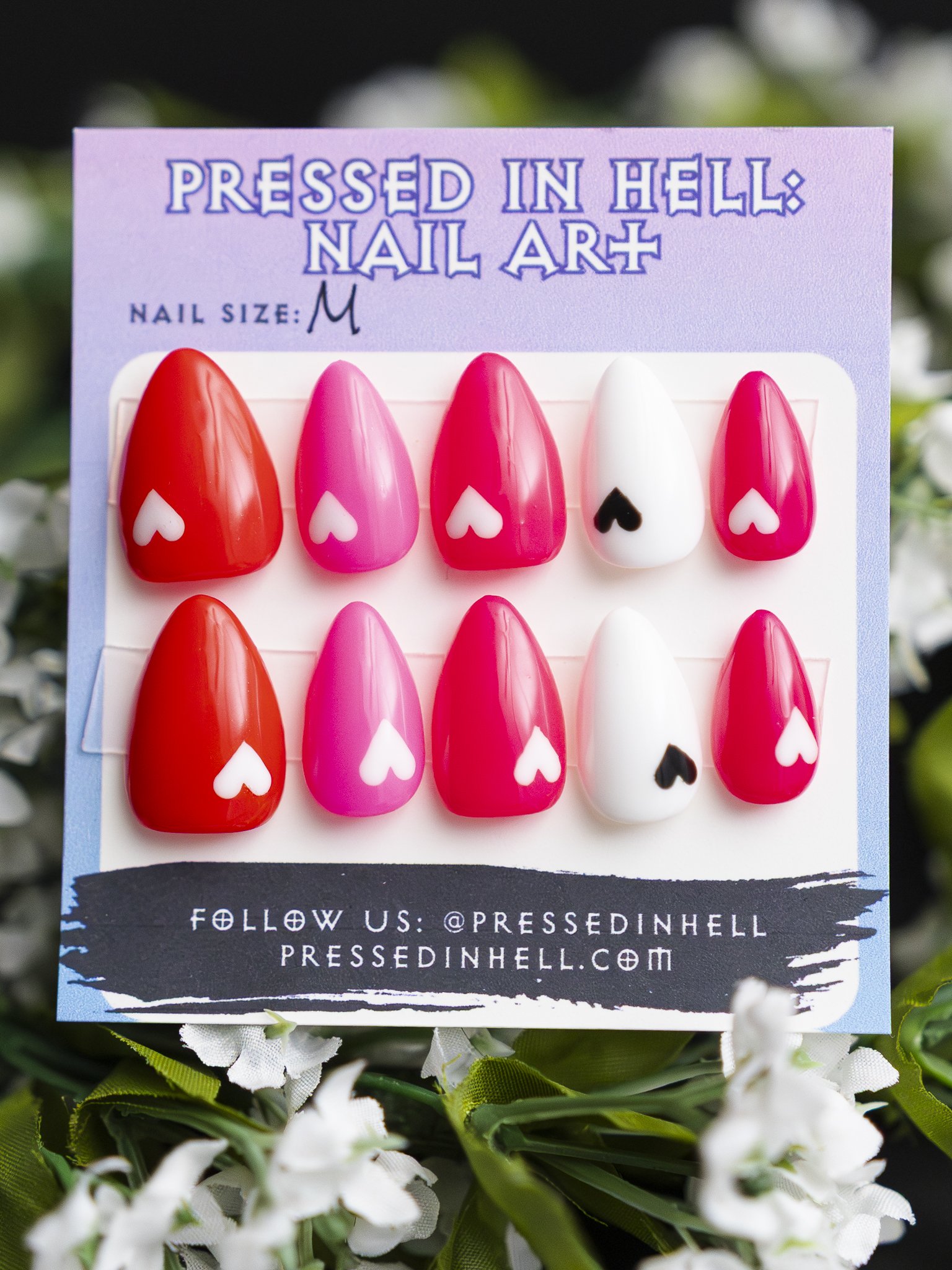 White Hearts Short Almond (Medium)