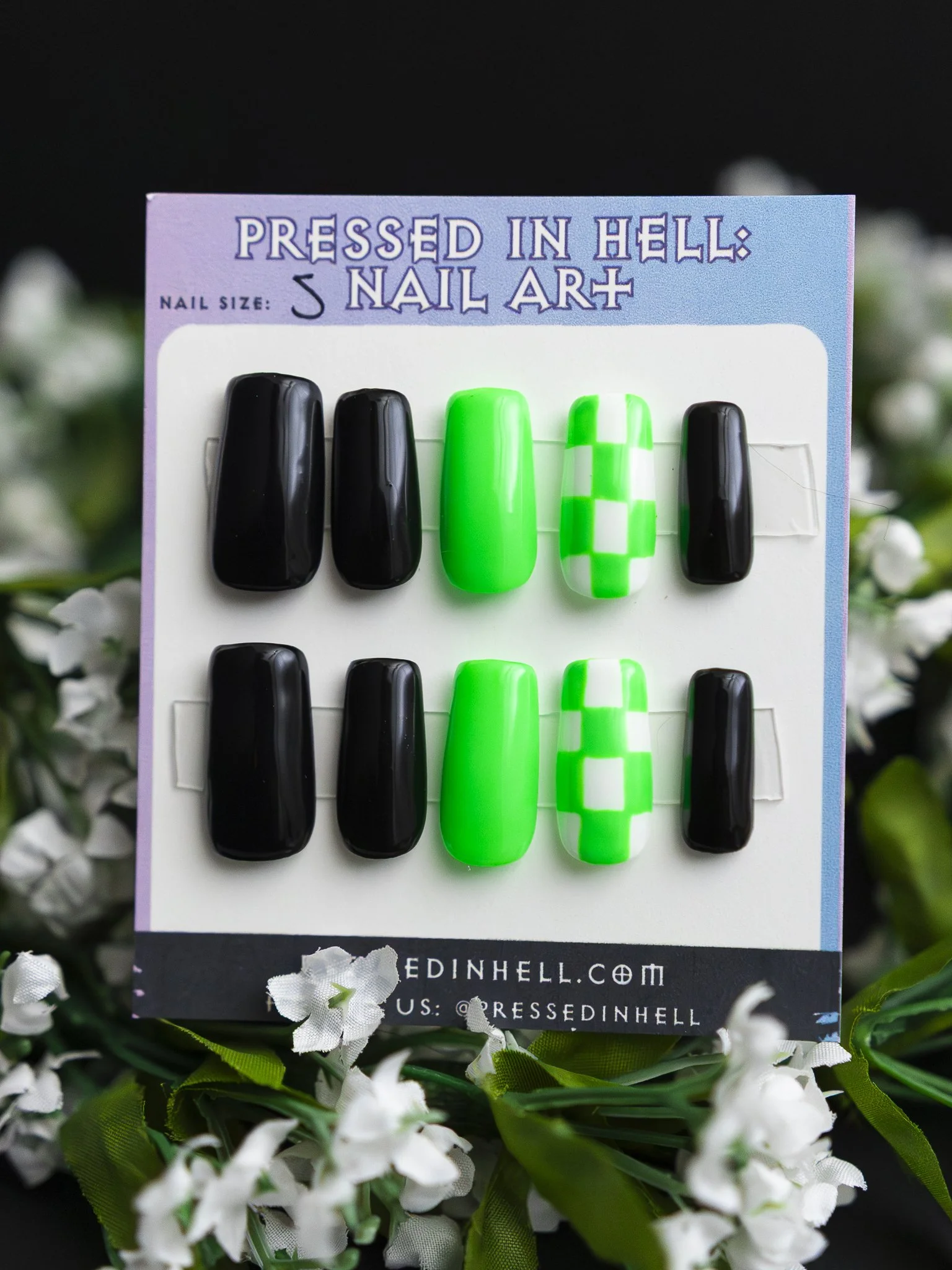 green pop checkered nail press ons.jpg