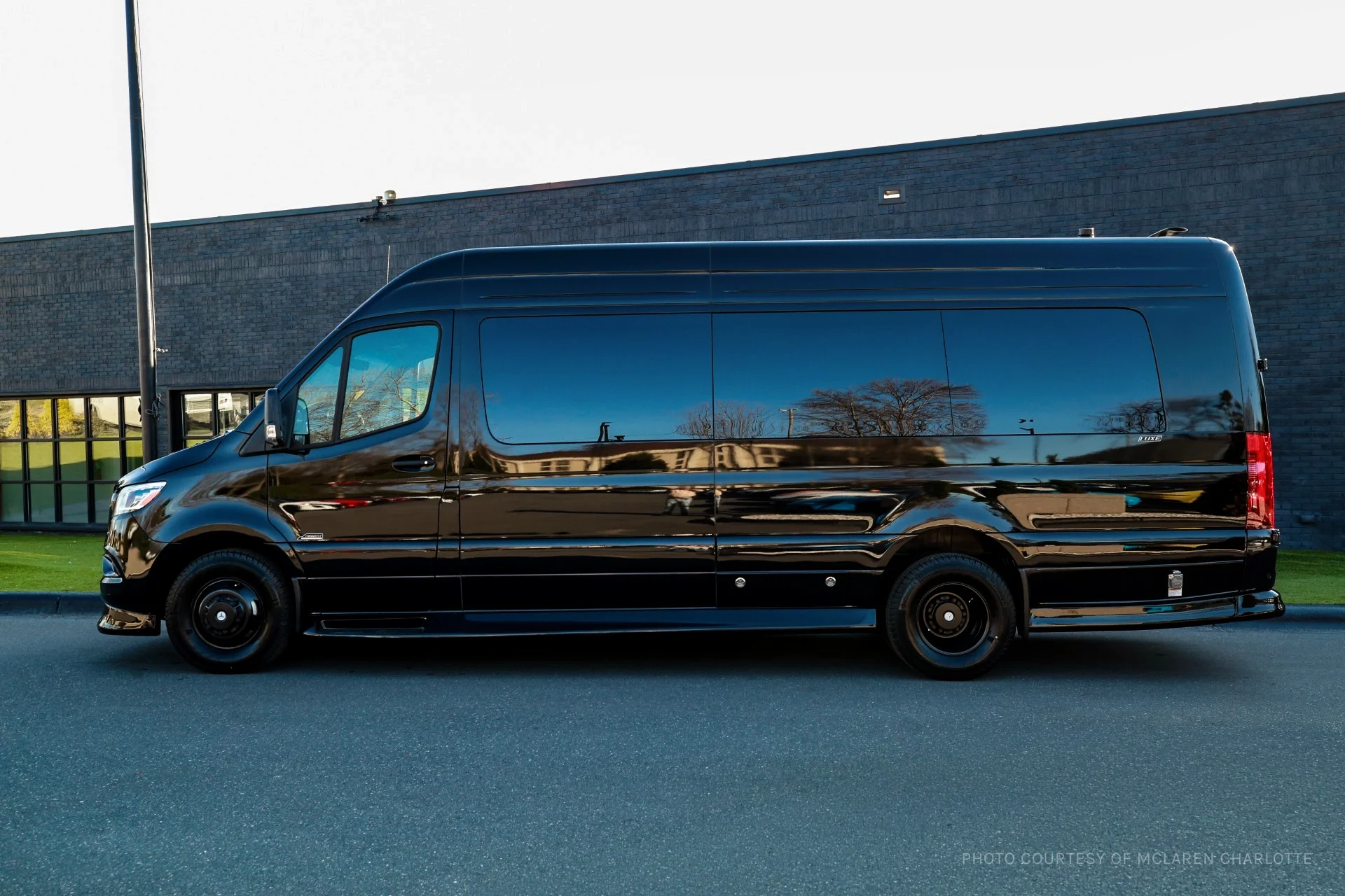 sprinter-0826-side.webp