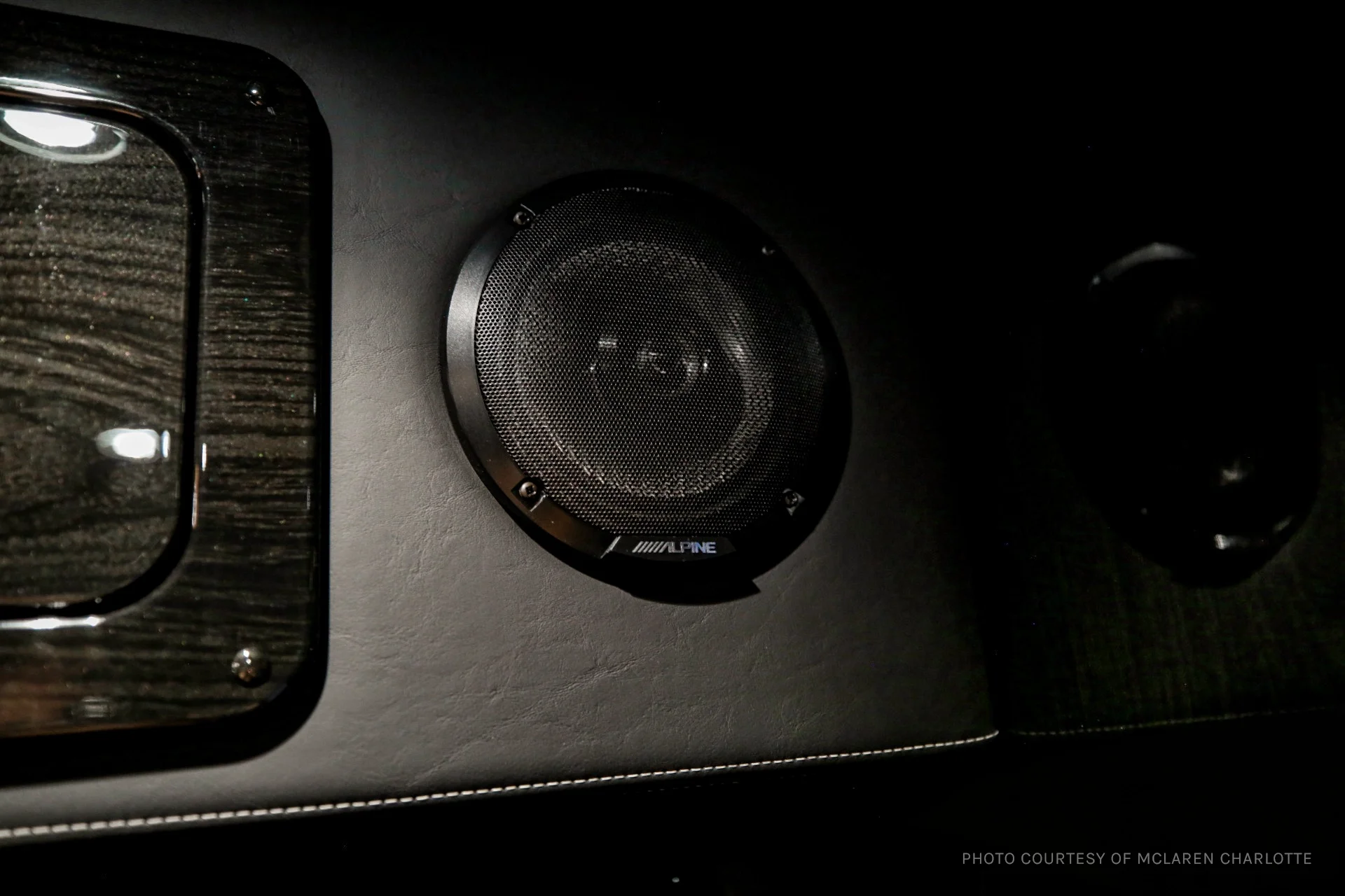 sprinter-0826-alpine-speaker.webp