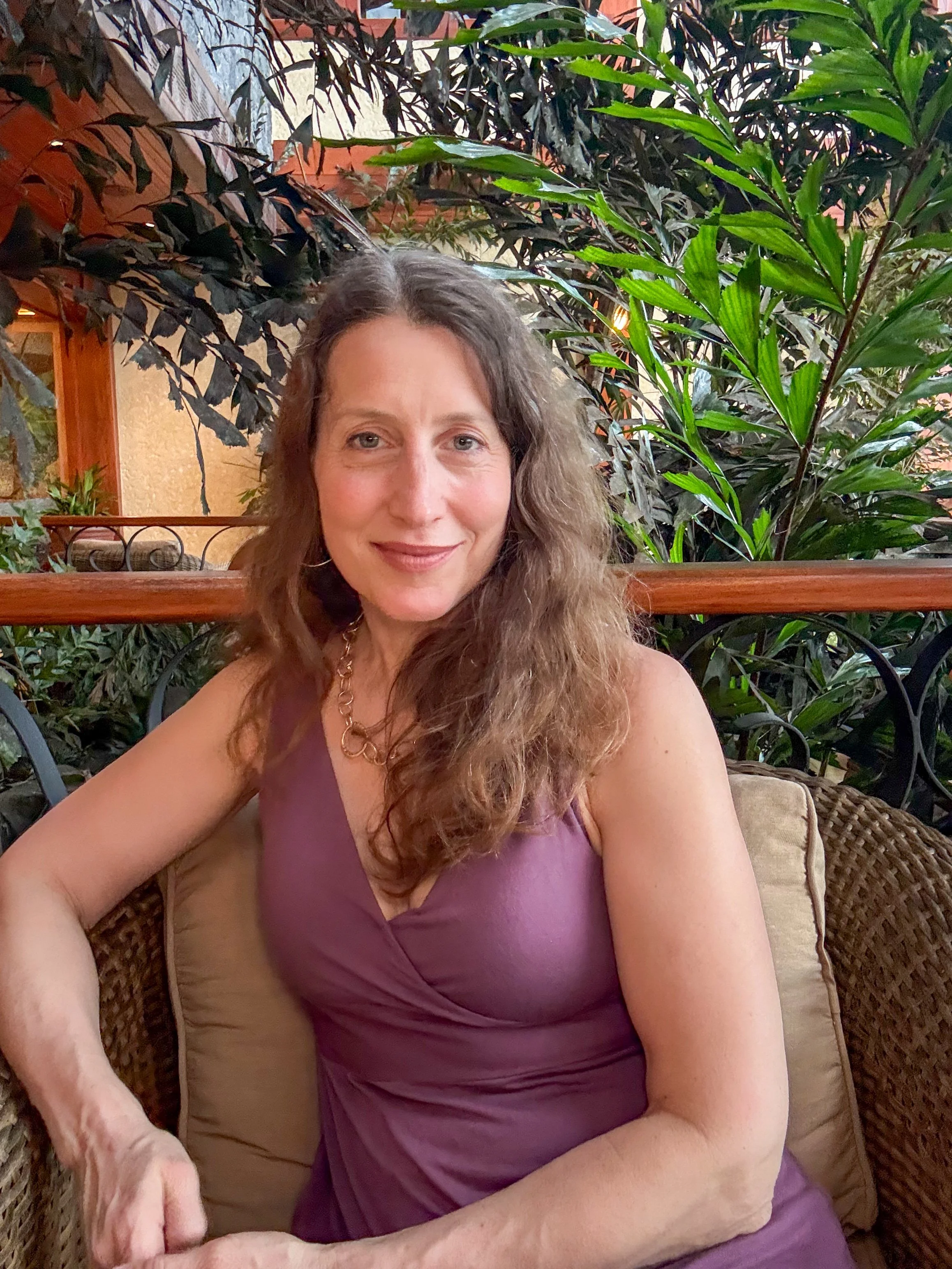 Portrait of Diana Phillips, Certified Rolfer, founder of a Rolfing Structural Integration practice focused on whole-body alignment and ease.